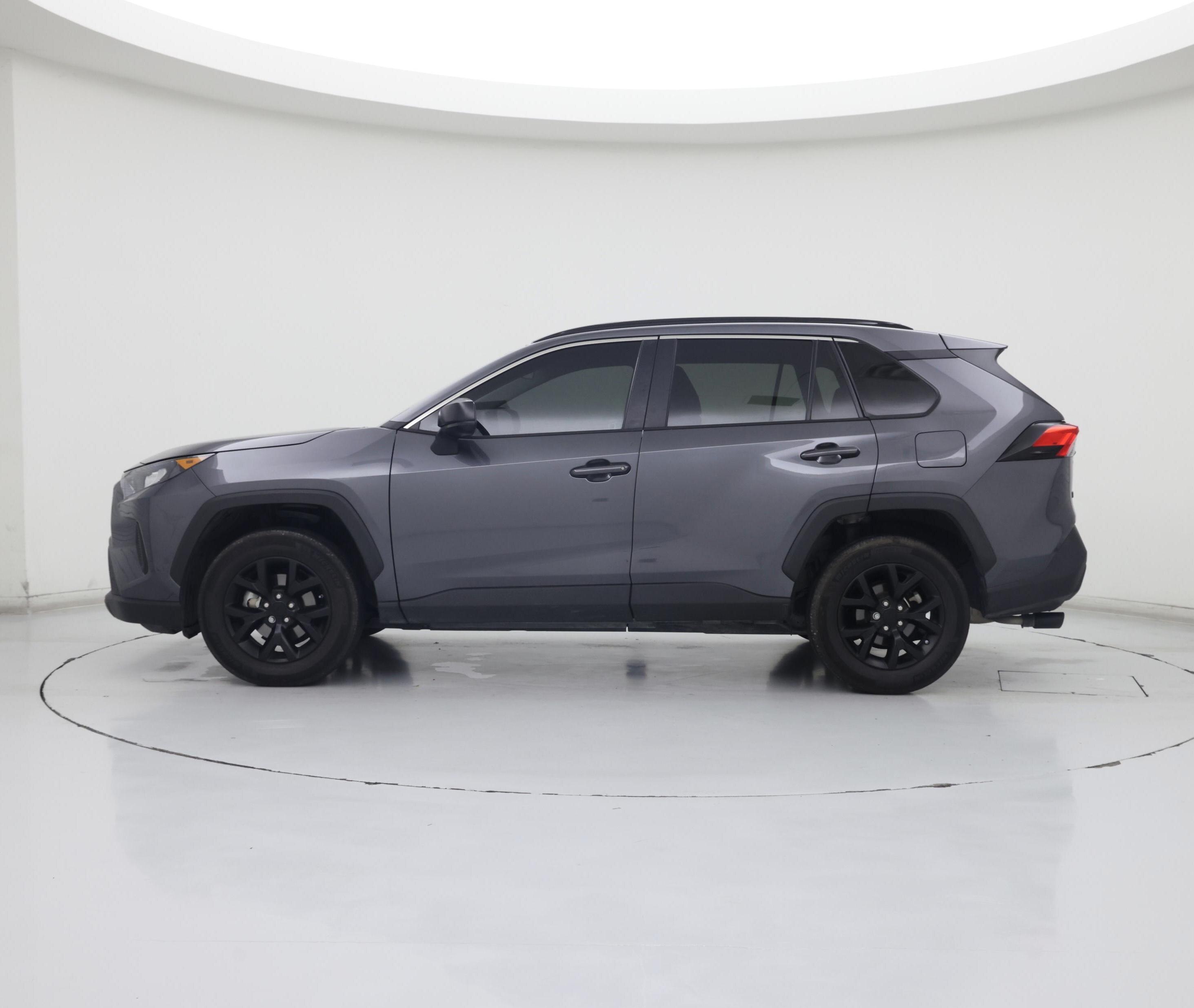 Thumbnail: 2021 Toyota RAV4 - 3