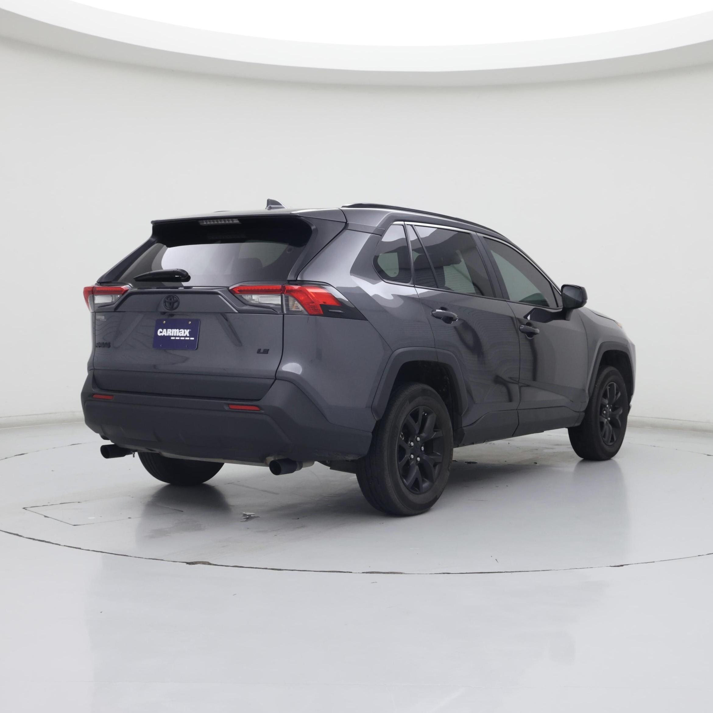 Thumbnail: 2021 Toyota RAV4 - 8