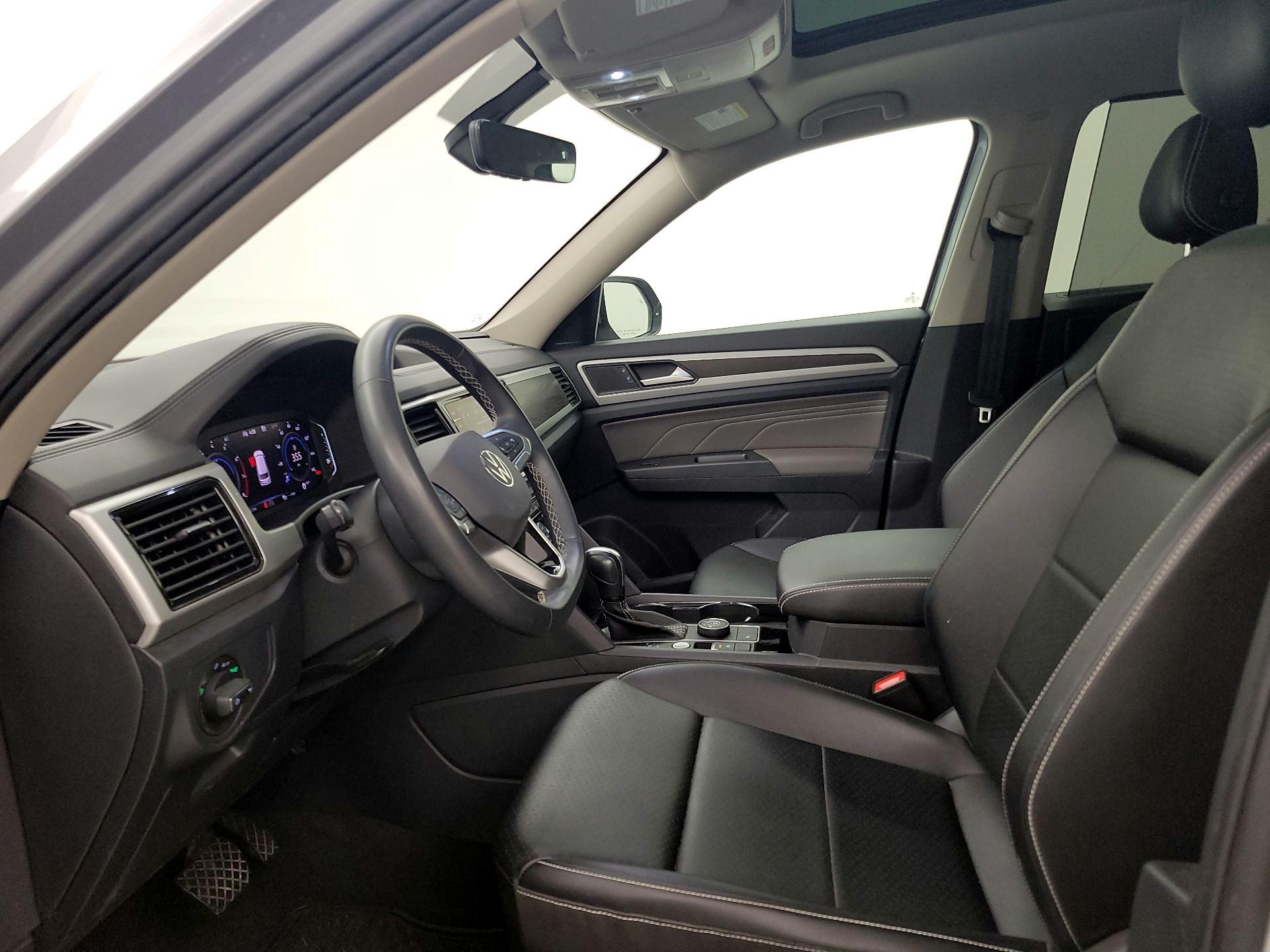 Thumbnail: 2022 Volkswagen Atlas - 11