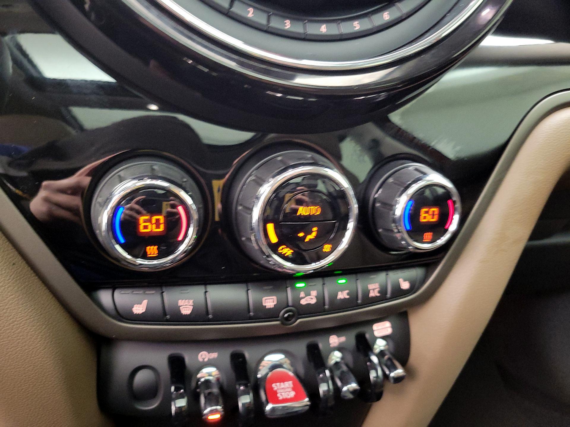 Thumbnail: 2019 MINI Cooper Countryman - 17