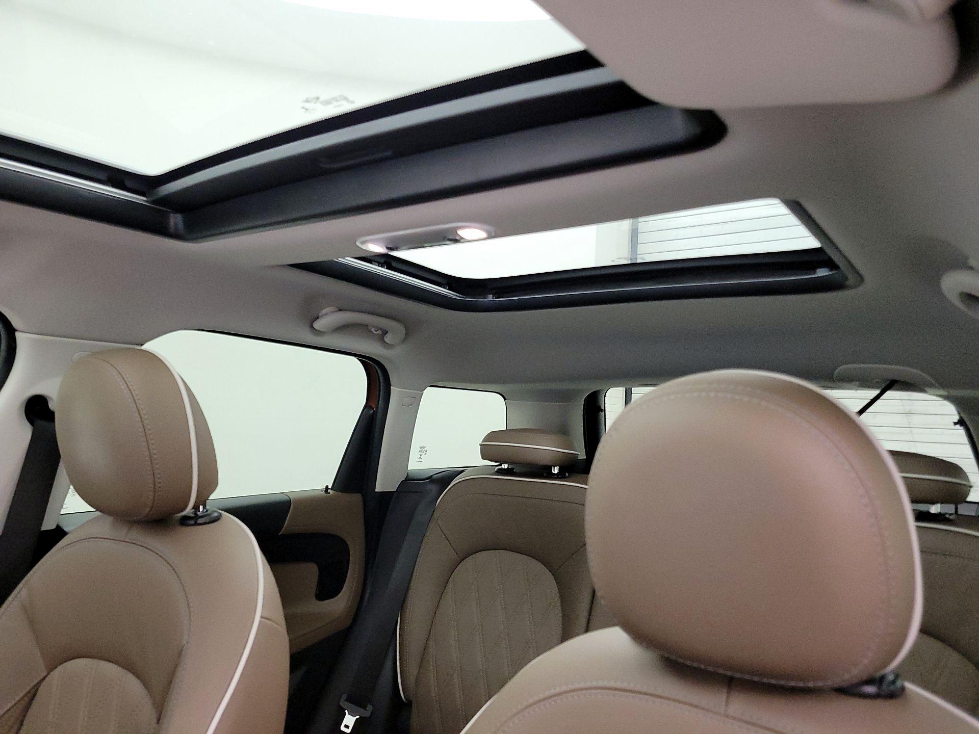 Thumbnail: 2019 MINI Cooper Countryman - 20