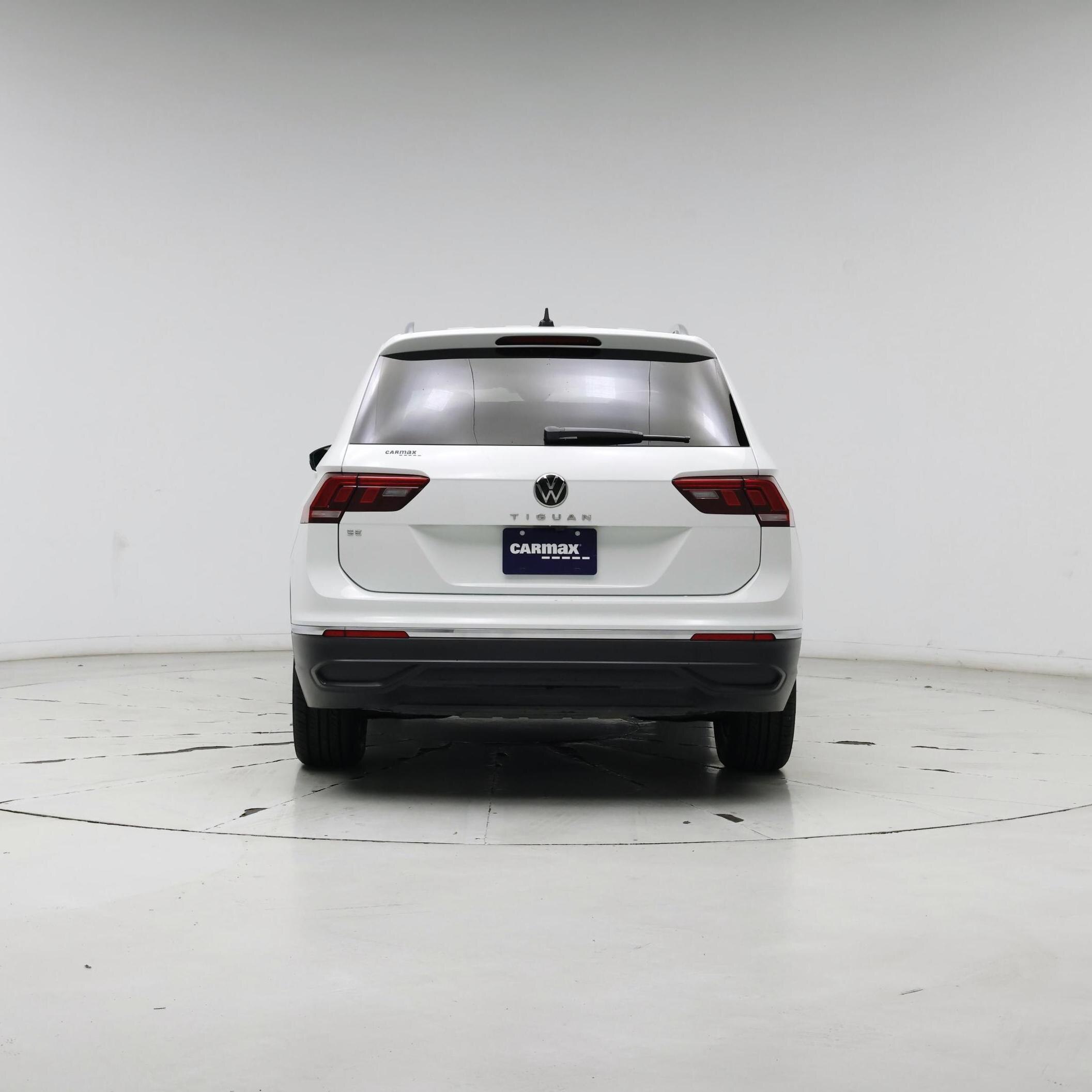 Thumbnail: 2022 Volkswagen Tiguan - 6