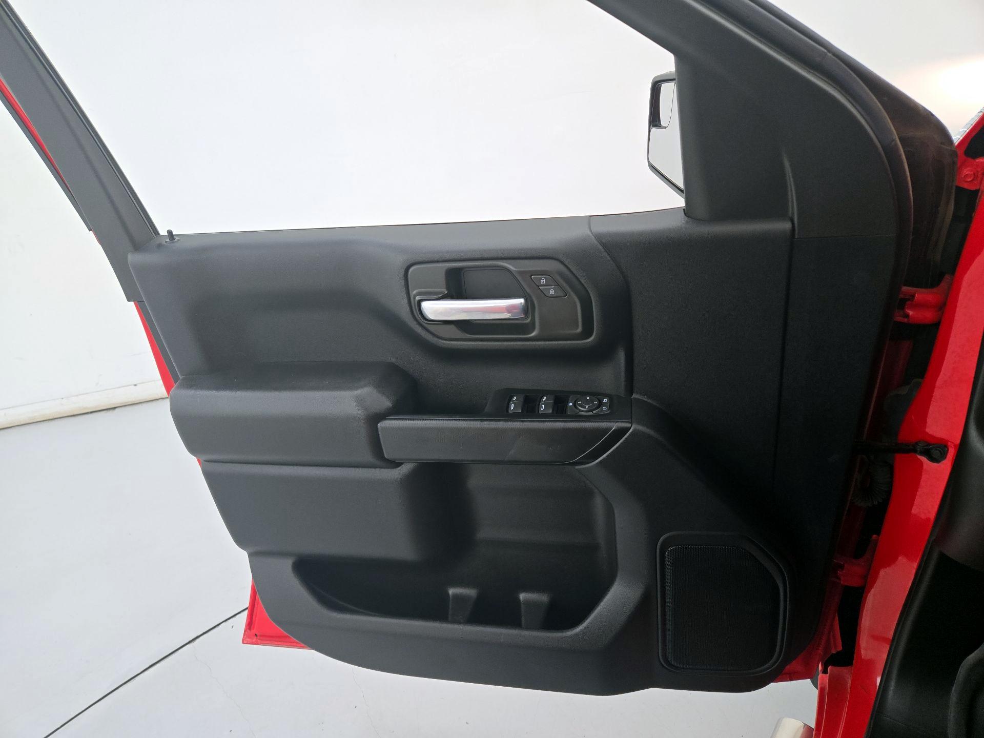 Thumbnail: 2022 Chevrolet Silverado 1500 - 12