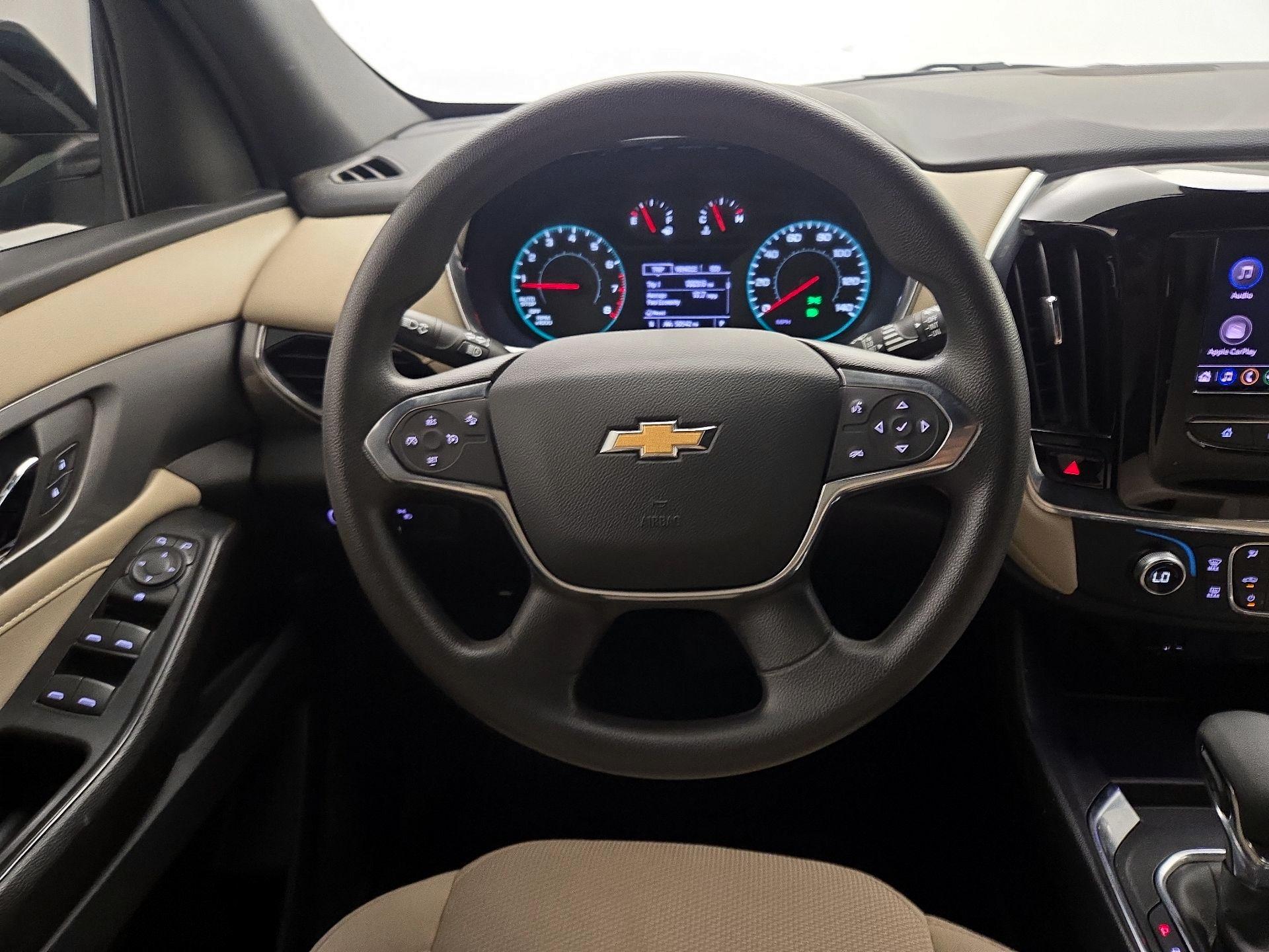 Thumbnail: 2023 Chevrolet Traverse - 10