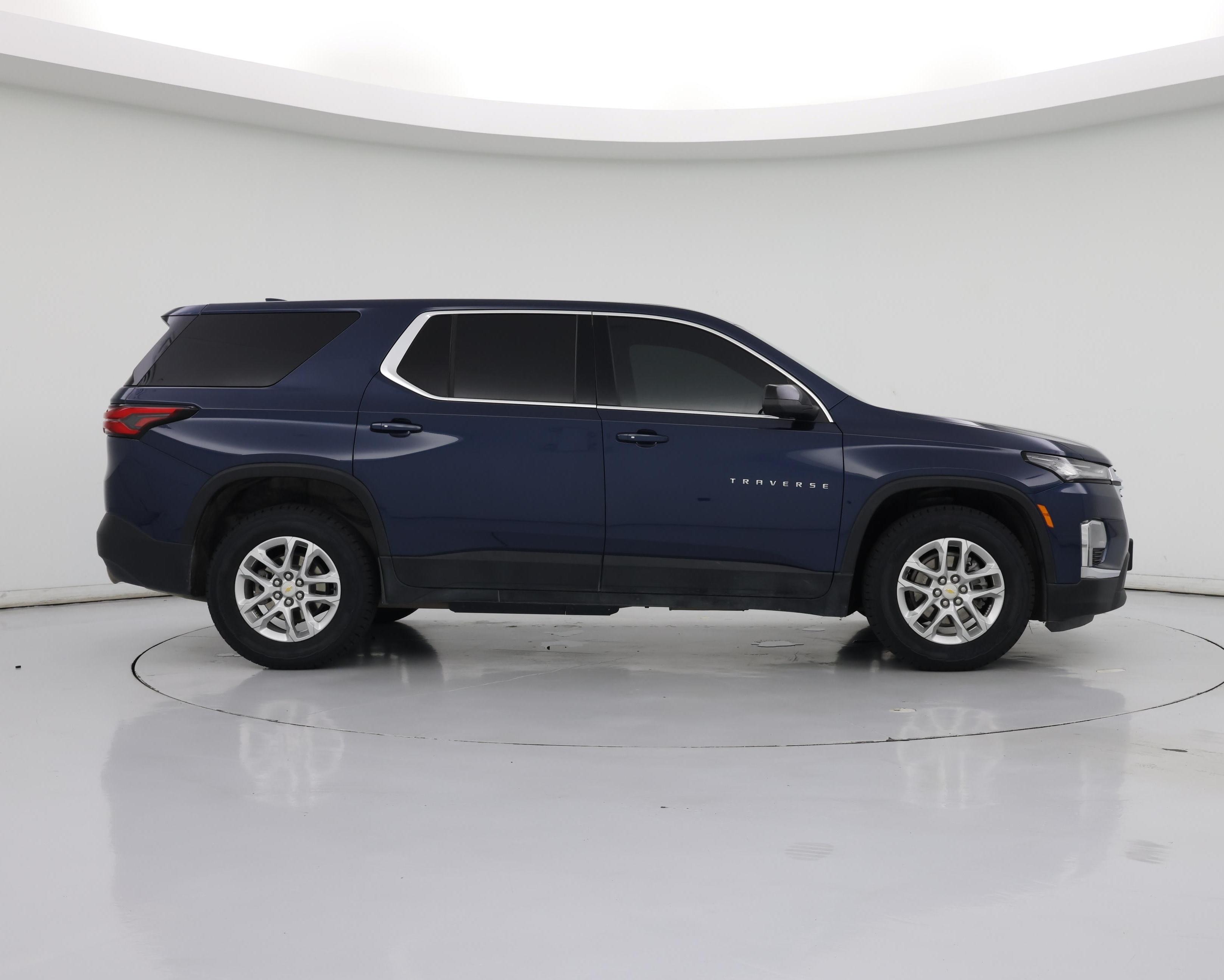 Thumbnail: 2023 Chevrolet Traverse - 7