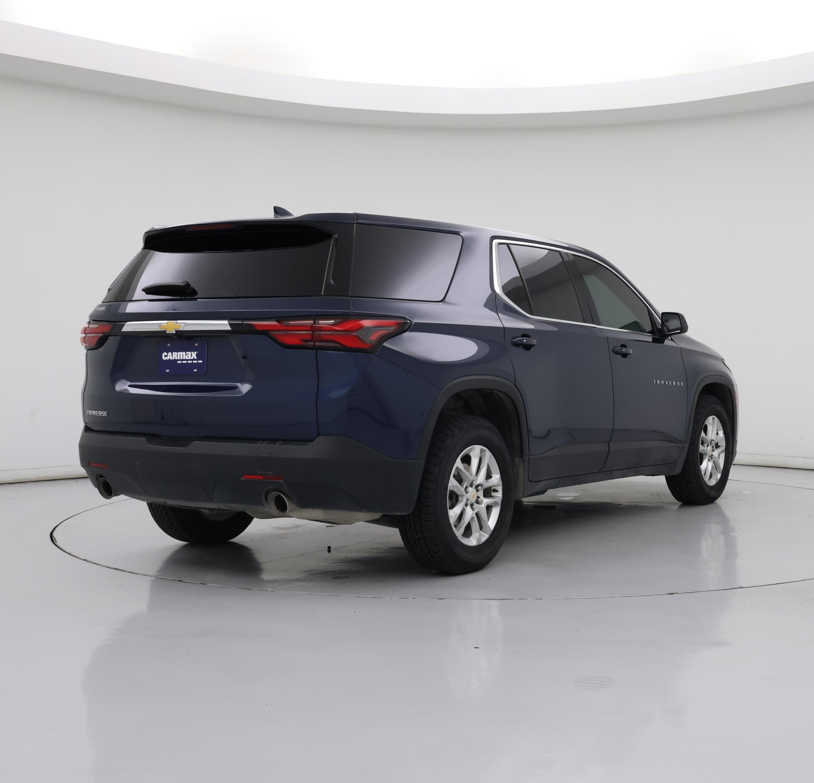 Thumbnail: 2023 Chevrolet Traverse - 8