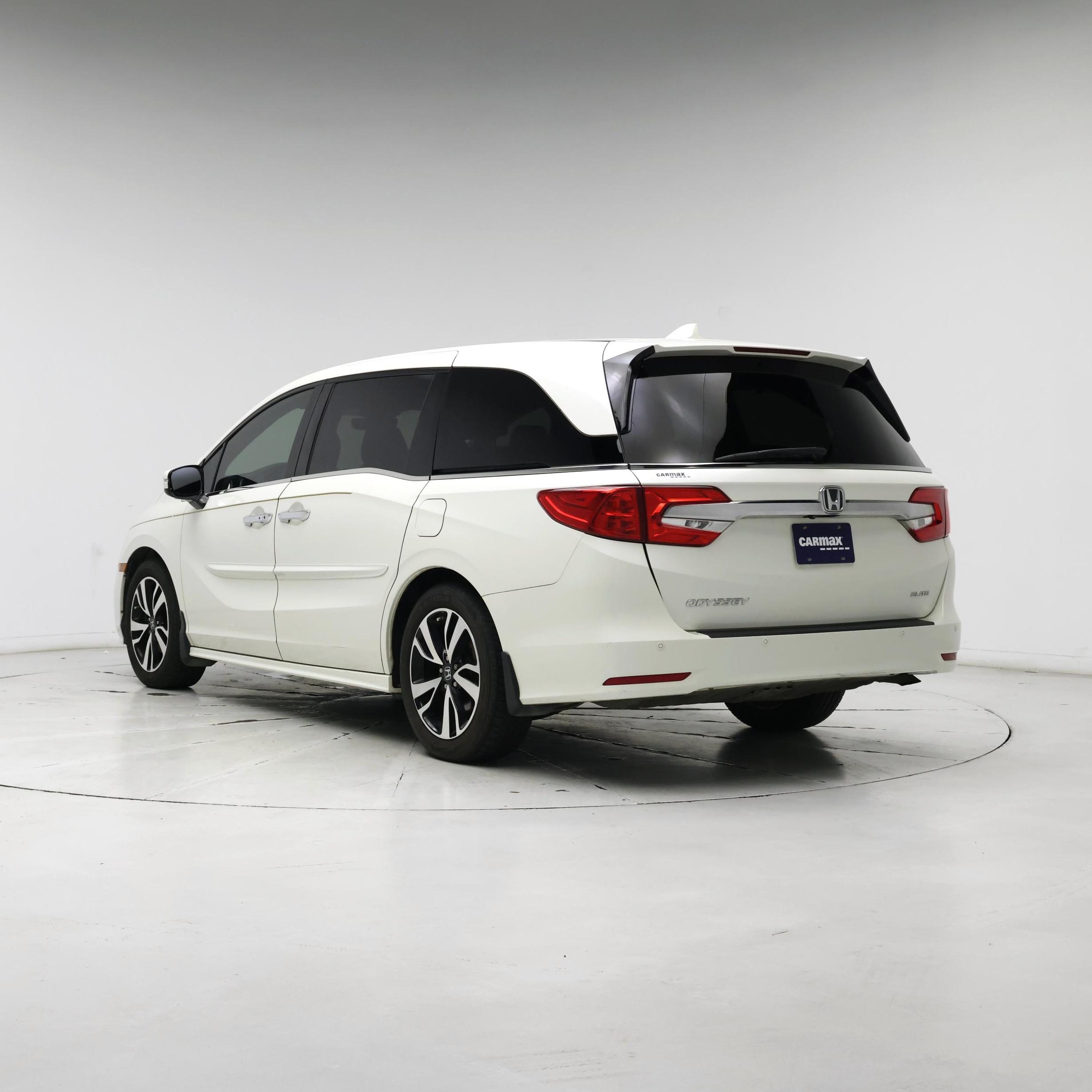 Thumbnail: 2019 Honda Odyssey - 2