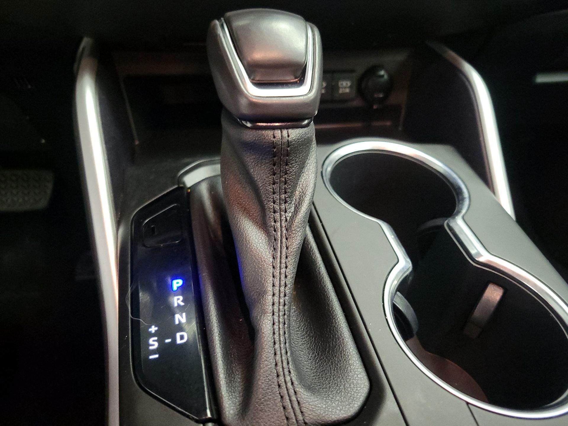 Thumbnail: 2021 Toyota Highlander - 17