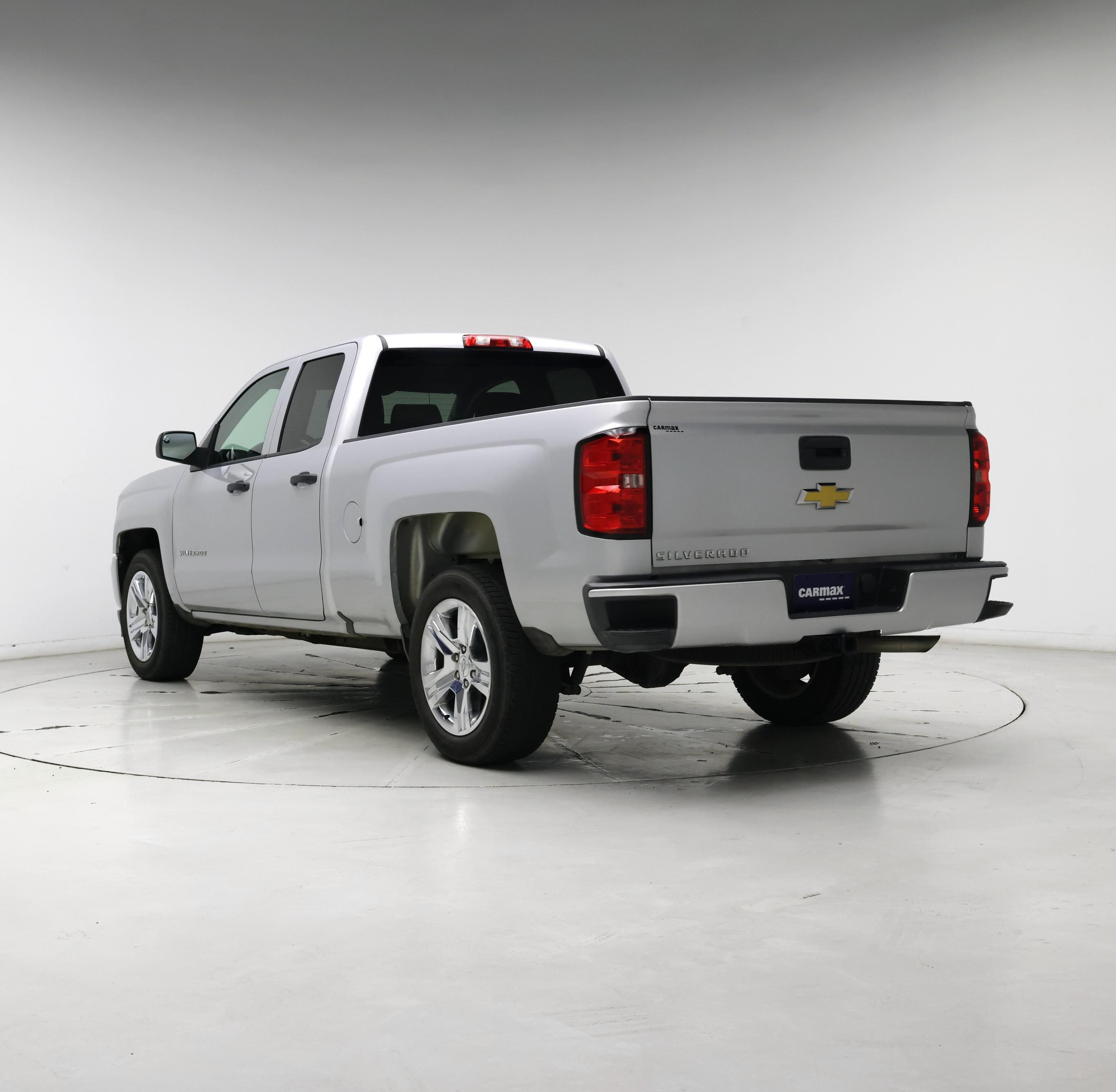 Thumbnail: 2017 Chevrolet Silverado 1500 - 2