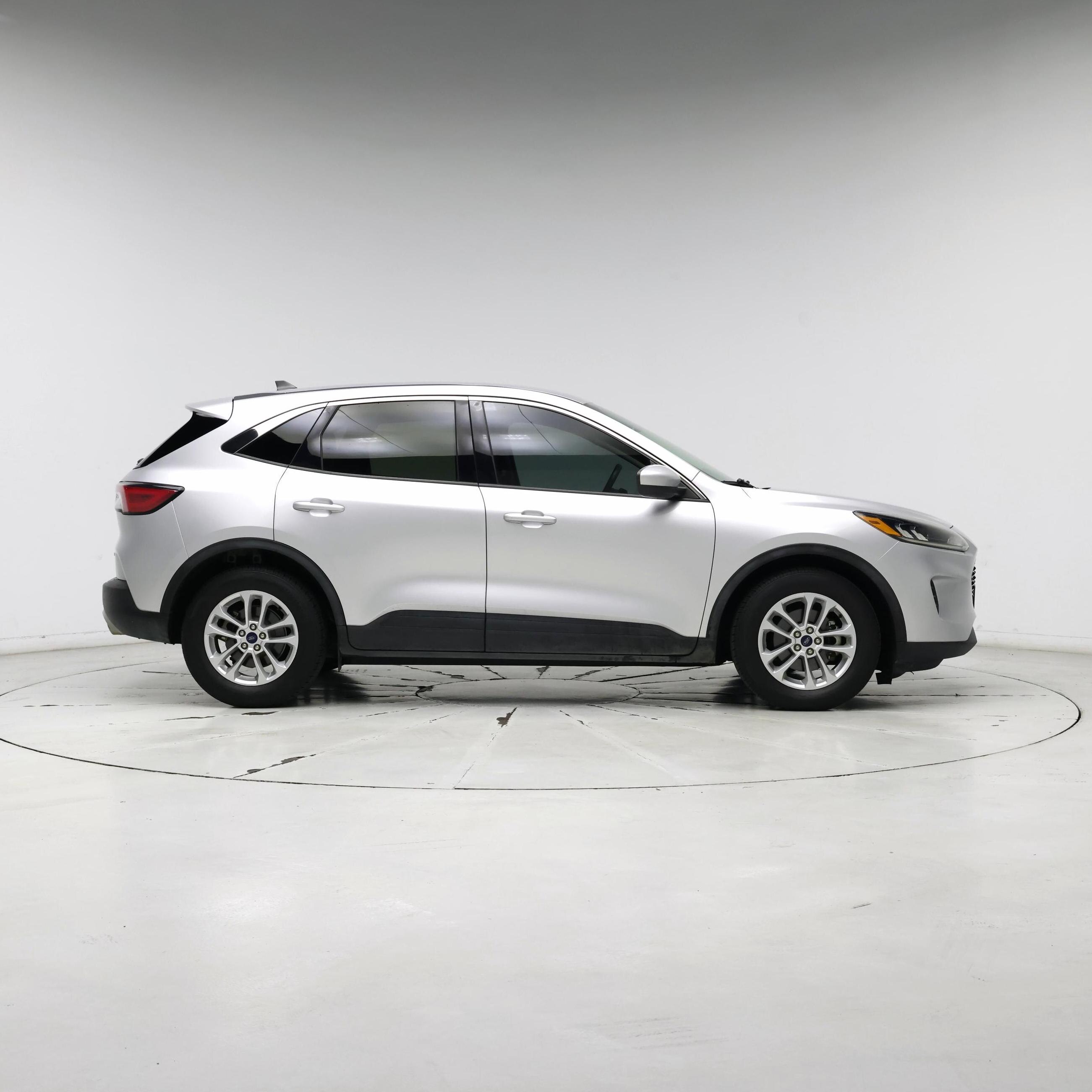 Thumbnail: 2020 Ford Escape - 7