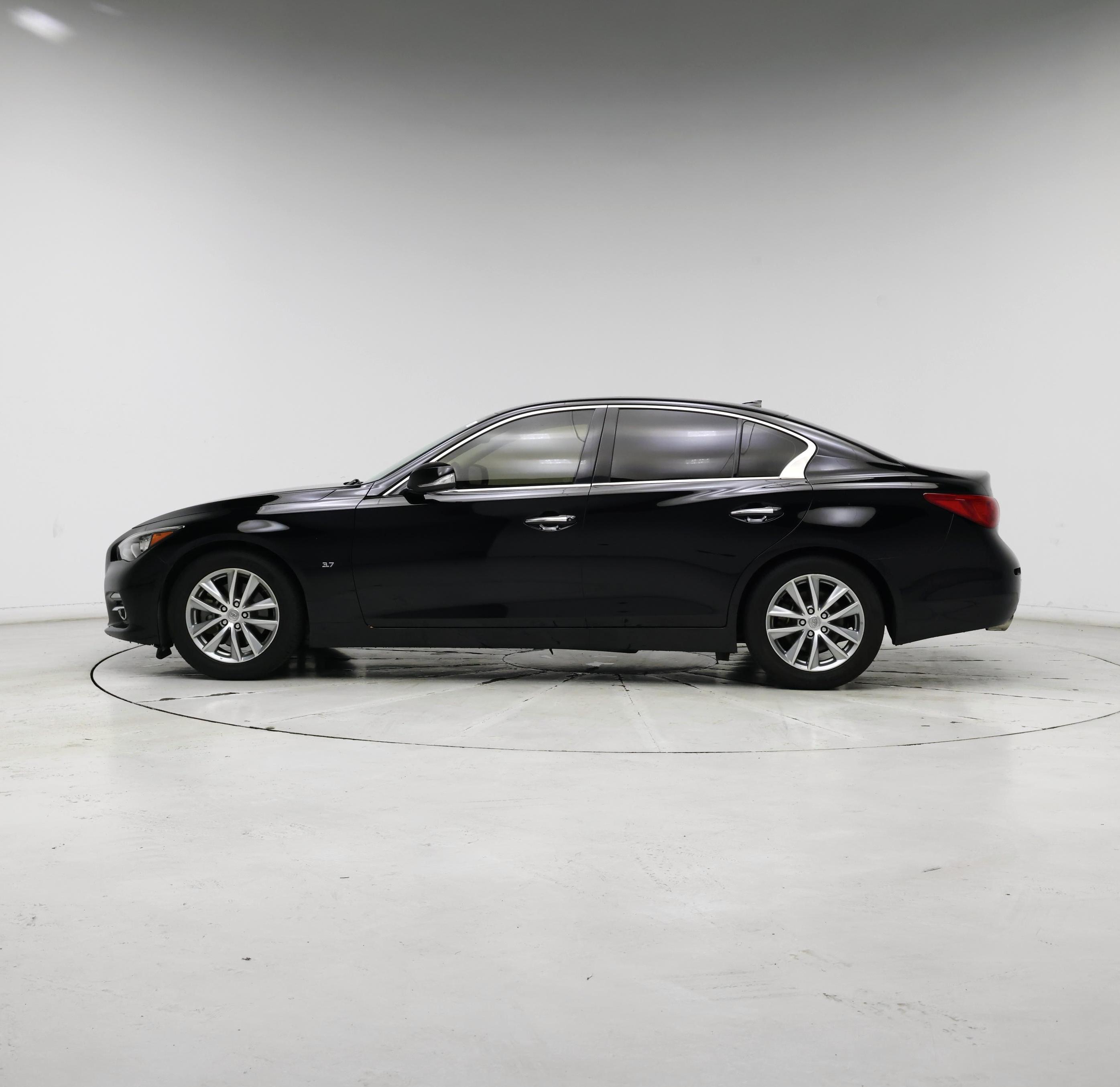 Thumbnail: 2015 INFINITI Q50 - 3