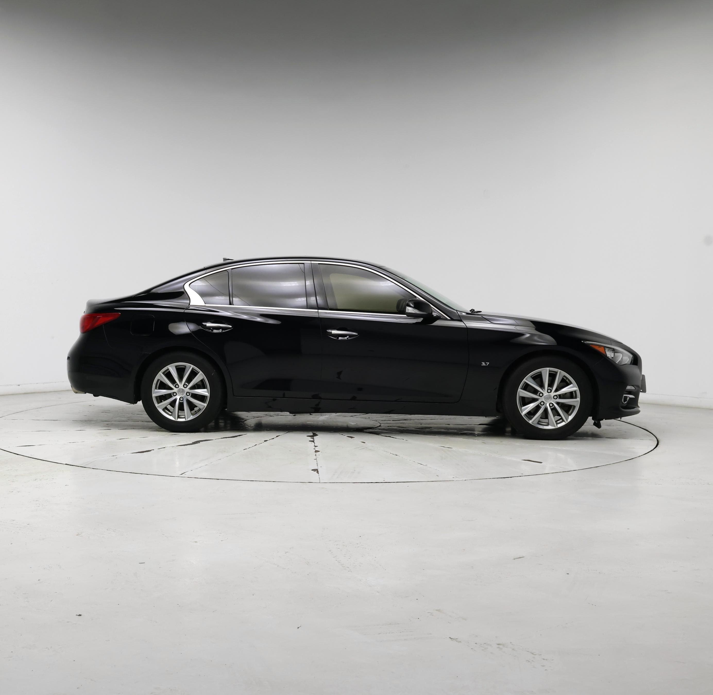 Thumbnail: 2015 INFINITI Q50 - 7