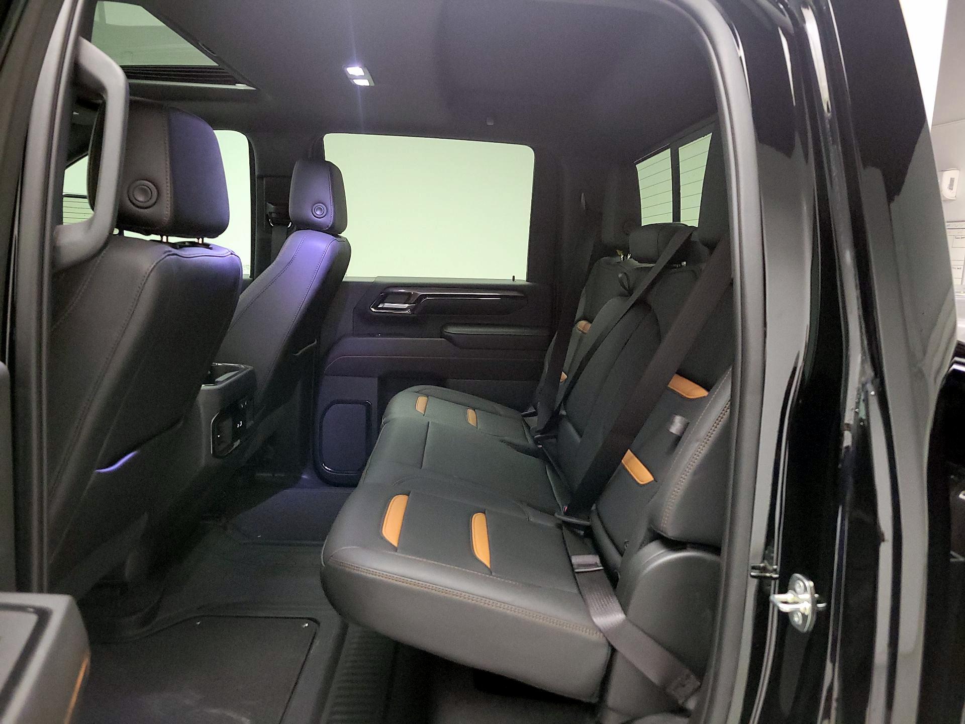 Thumbnail: 2024 GMC Sierra 2500 - 19