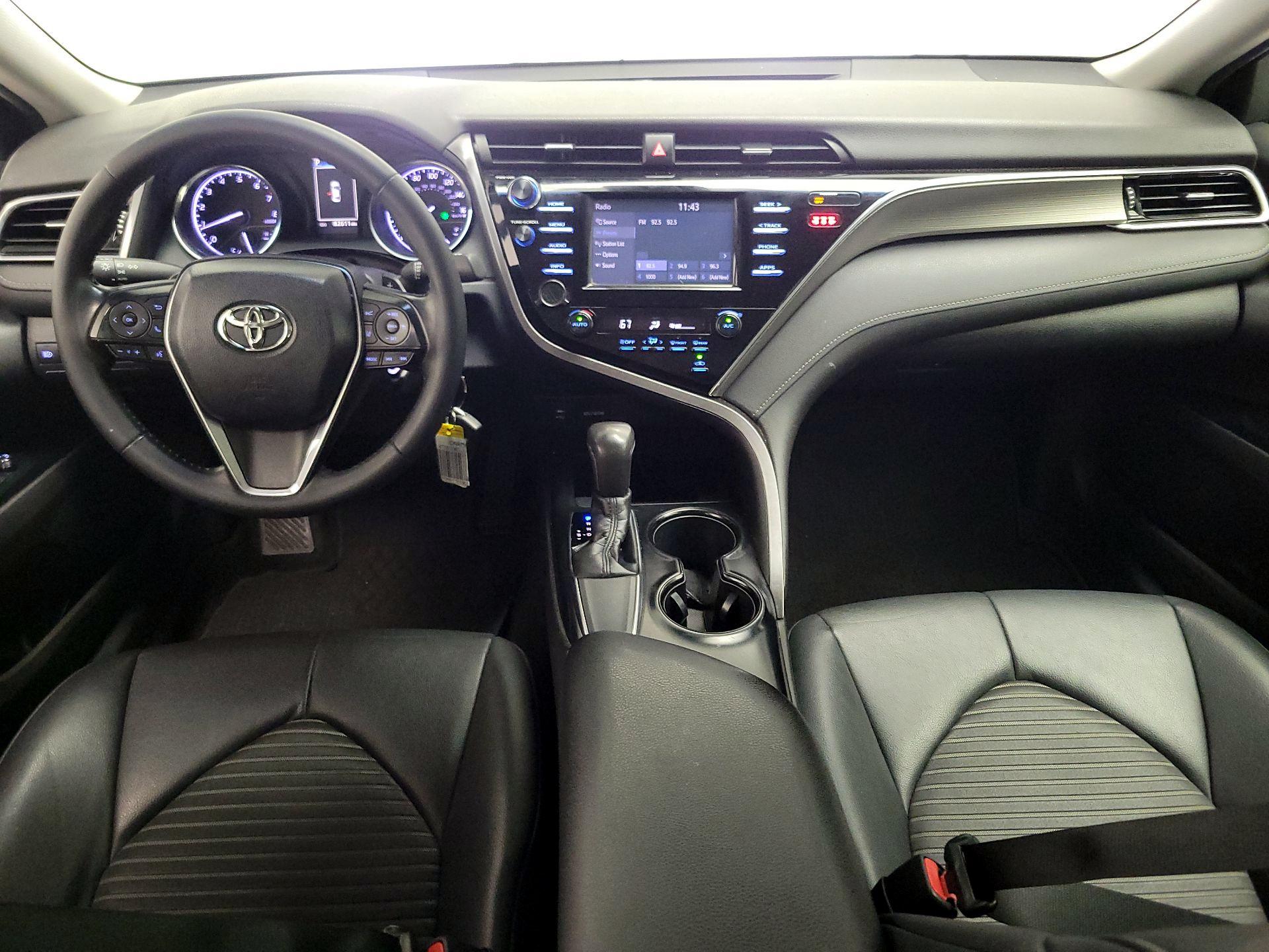 Thumbnail: 2018 Toyota Camry - 9