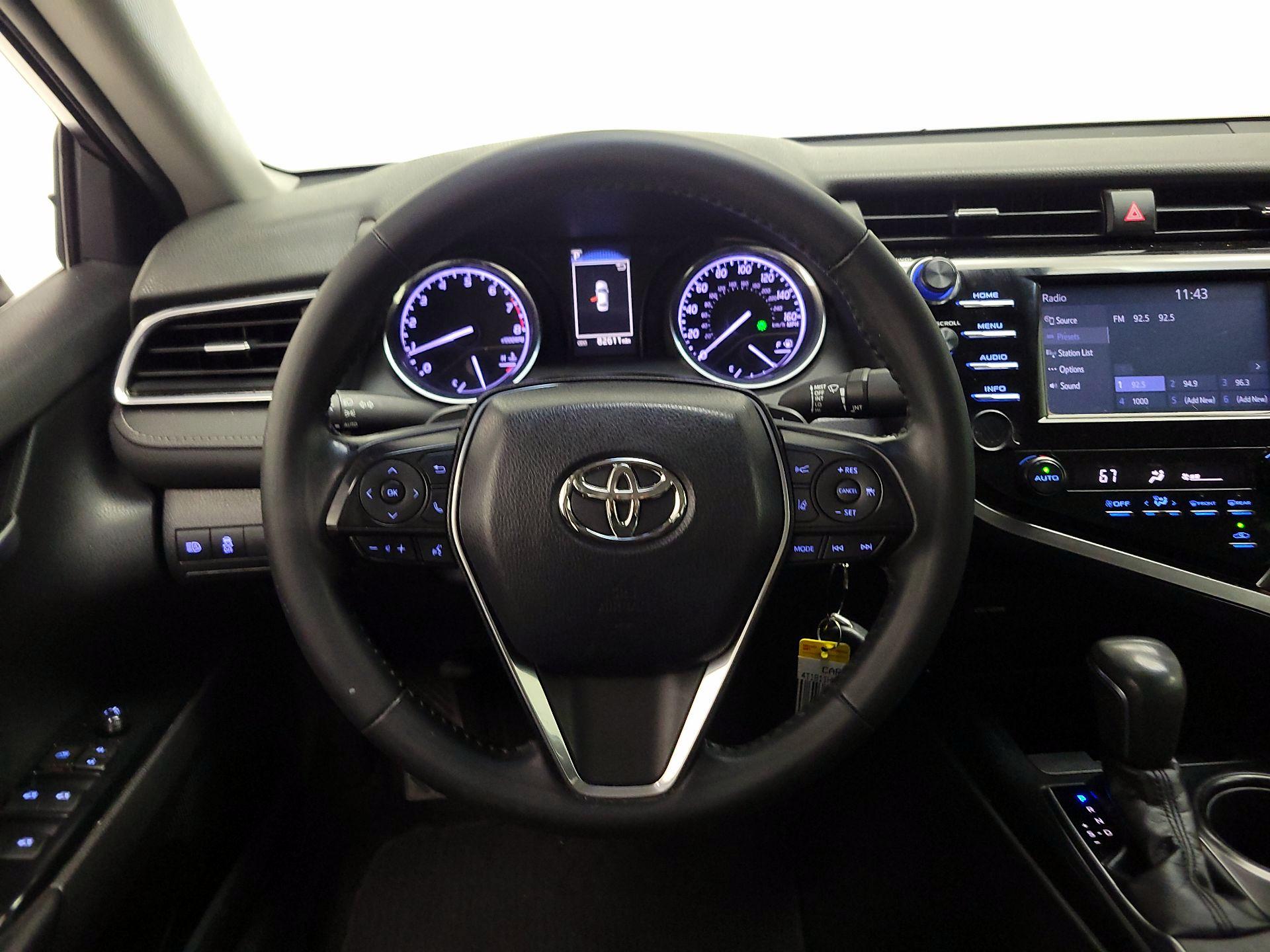 Thumbnail: 2018 Toyota Camry - 10