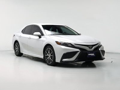 White 2022 Toyota Camry SE