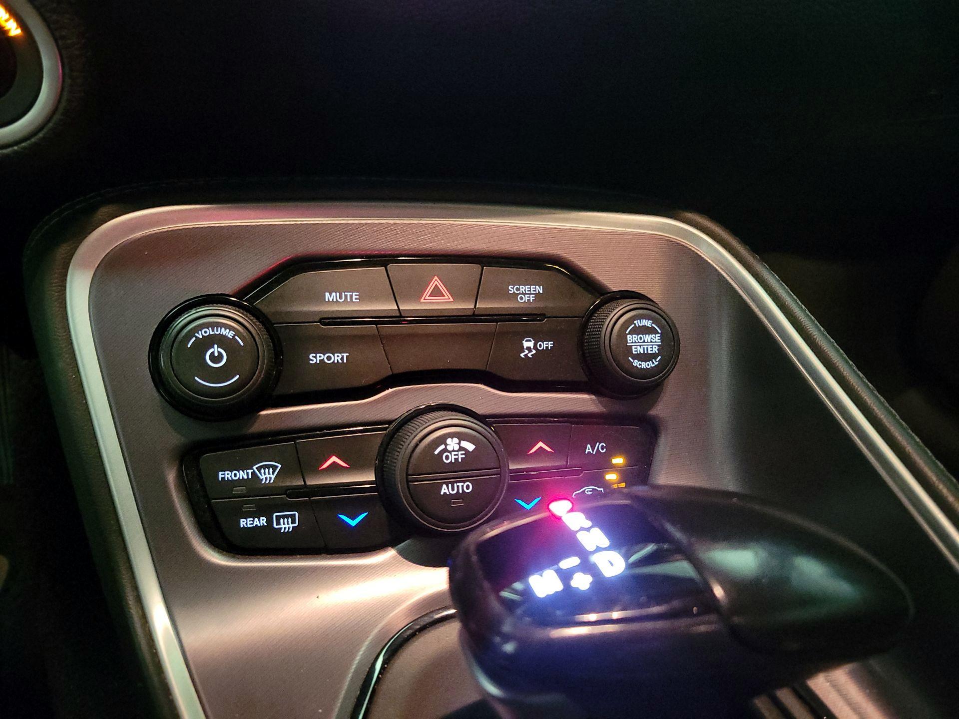 Thumbnail: 2020 Dodge Challenger - 15