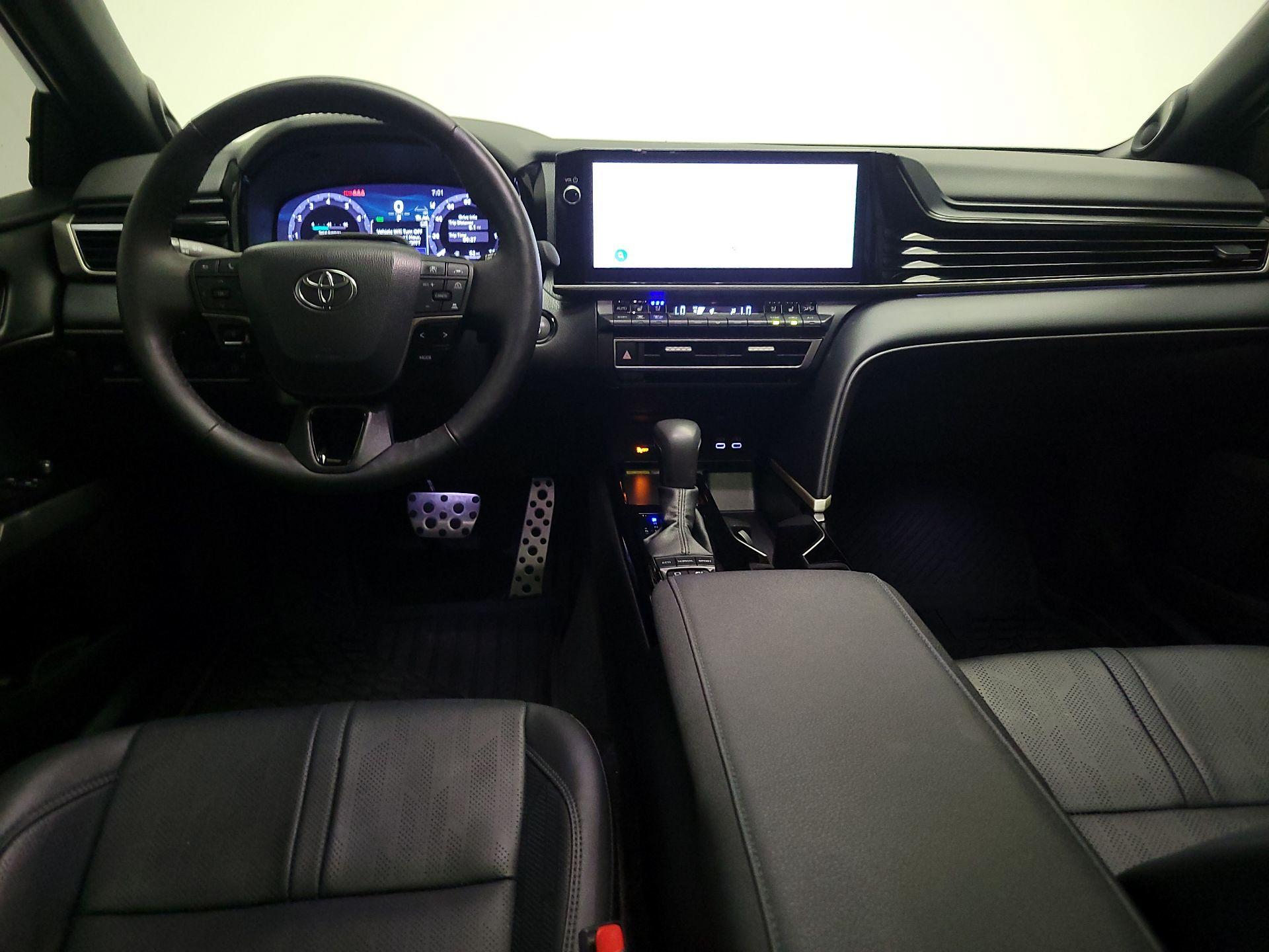 Thumbnail: 2025 Toyota Camry - 9