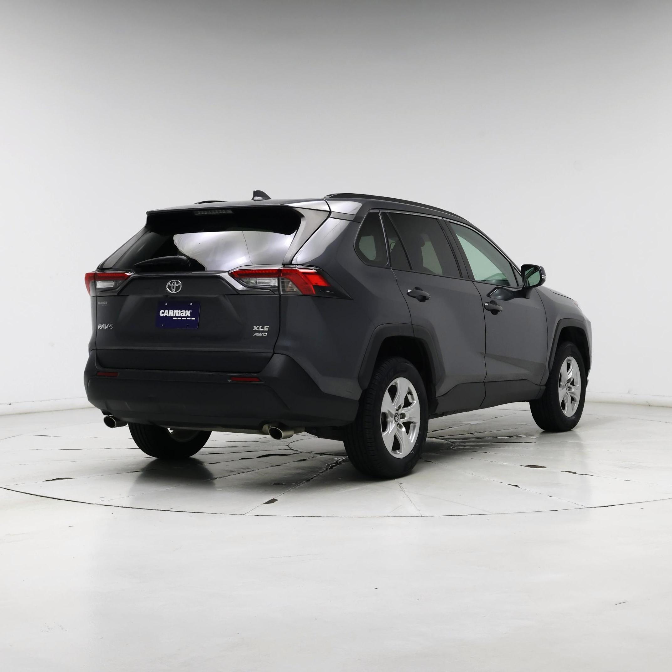 Thumbnail: 2020 Toyota RAV4 - 8