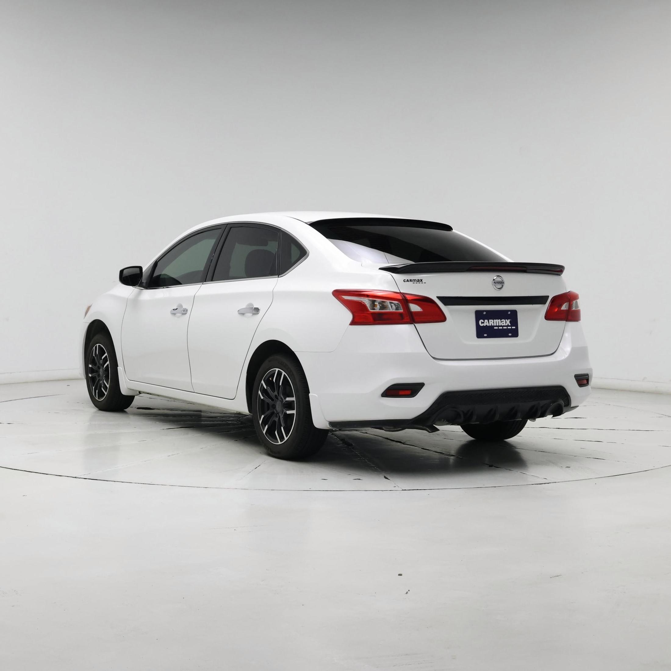 Thumbnail: 2017 Nissan Sentra - 2