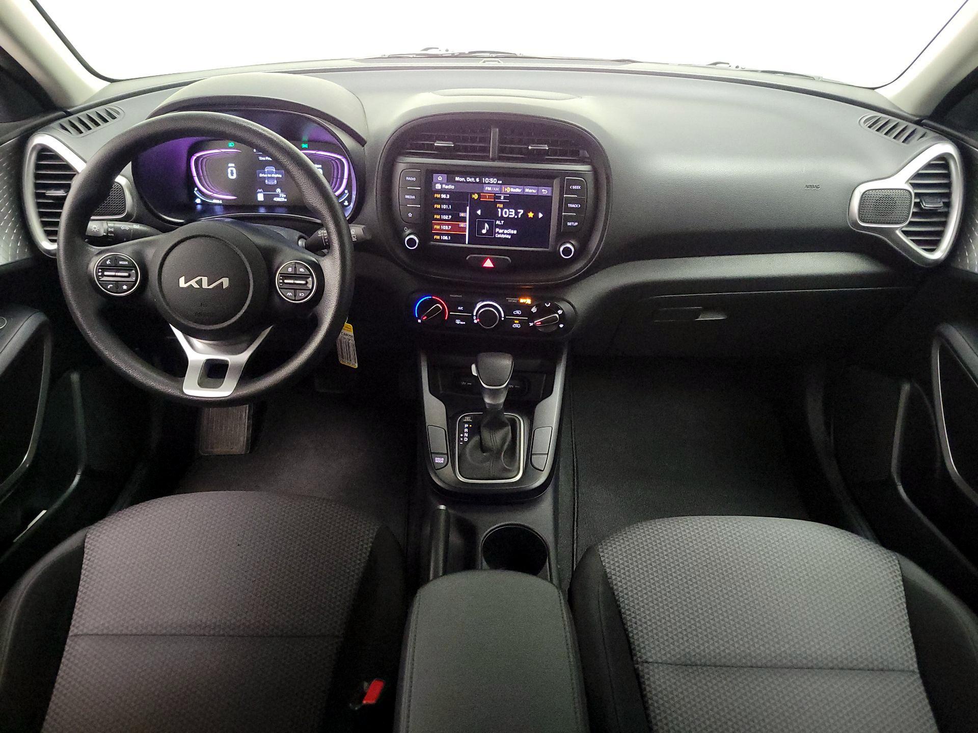 Thumbnail: 2023 Kia Soul - 9