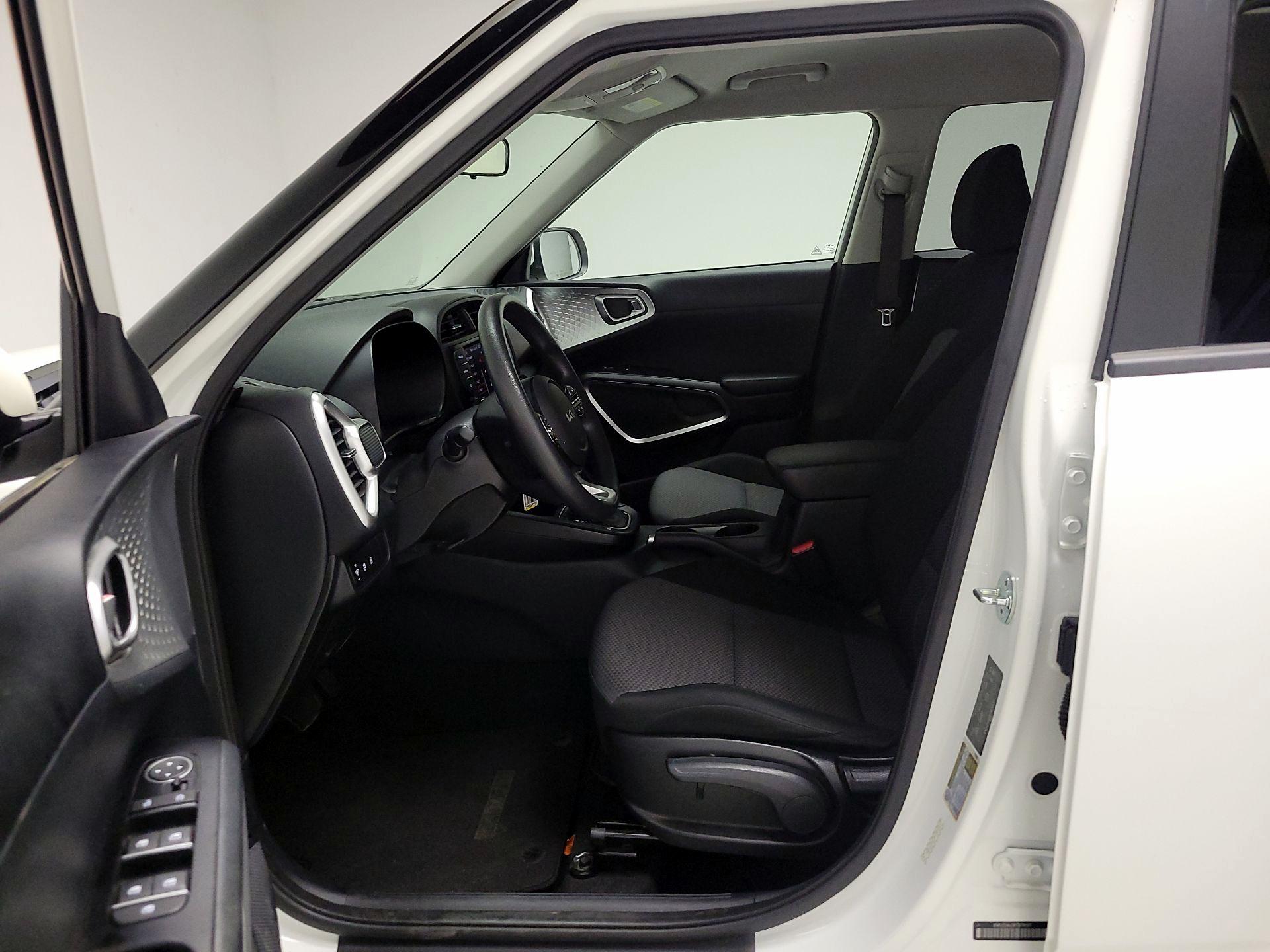 Thumbnail: 2023 Kia Soul - 11