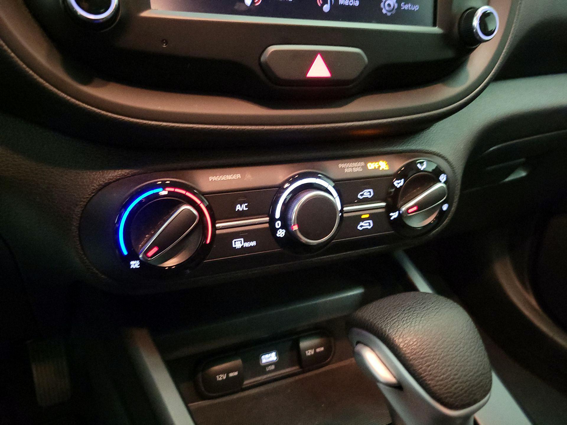 Thumbnail: 2023 Kia Soul - 16