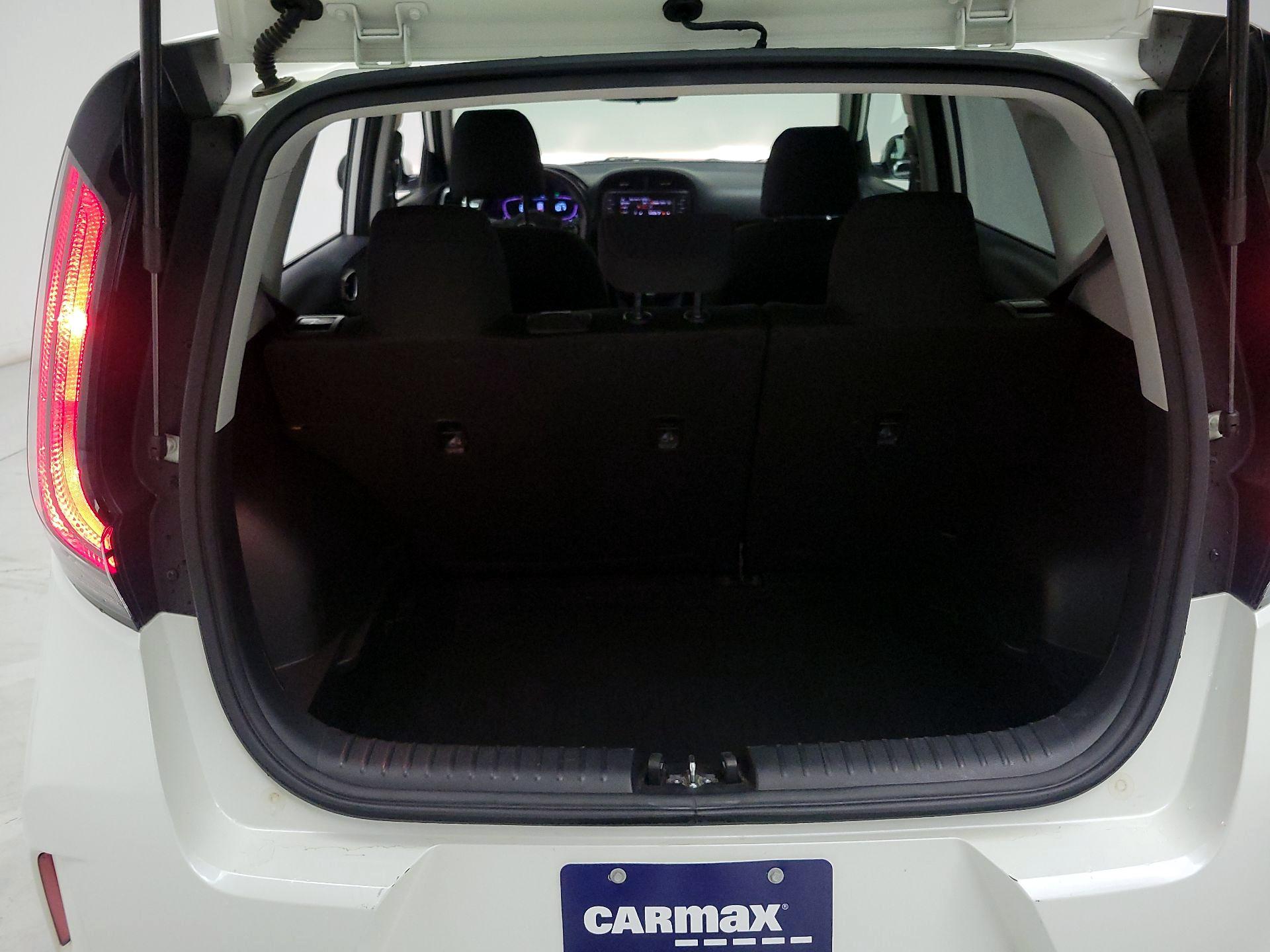 Thumbnail: 2023 Kia Soul - 20