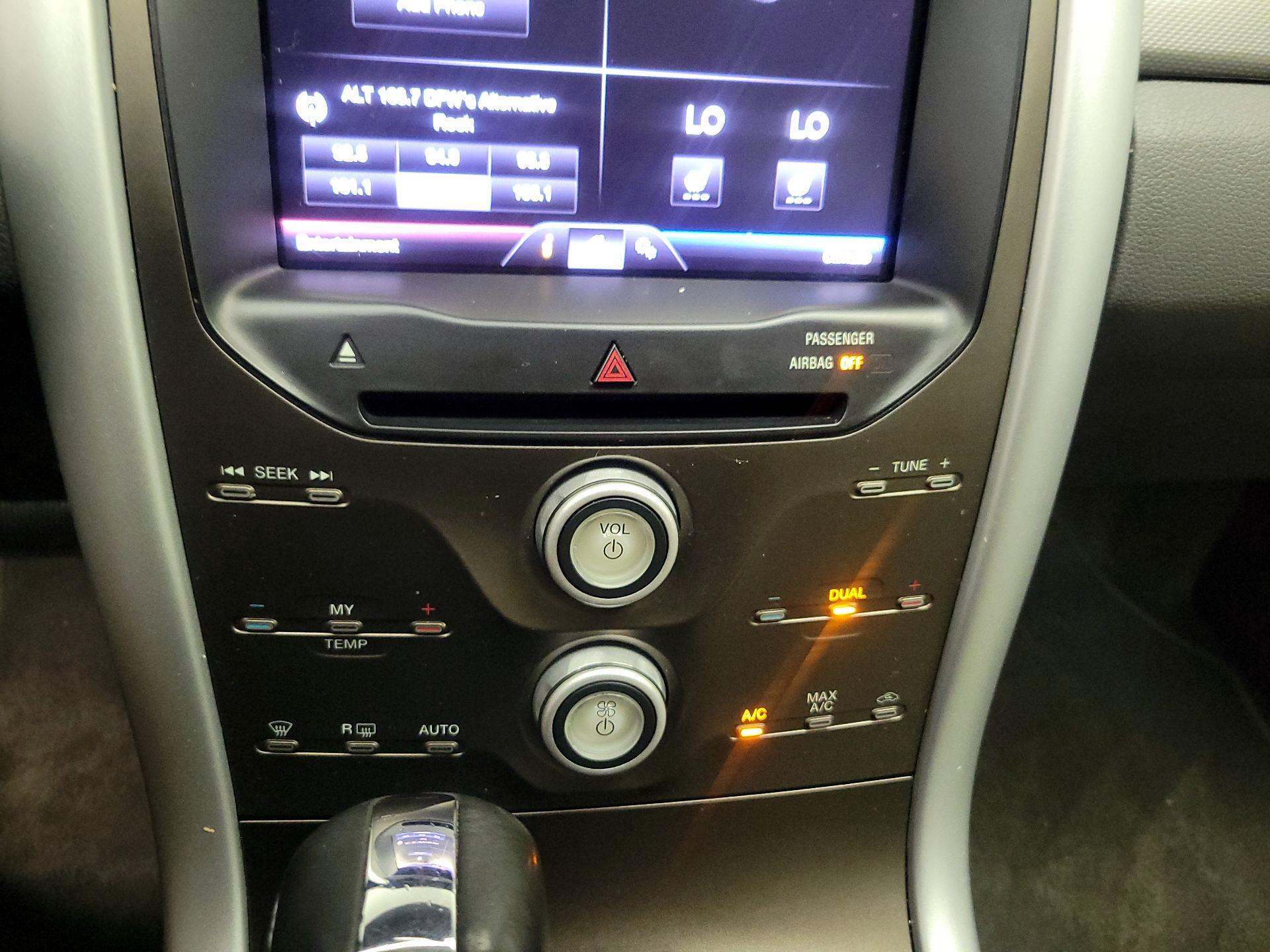 Thumbnail: 2014 Ford Edge - 16