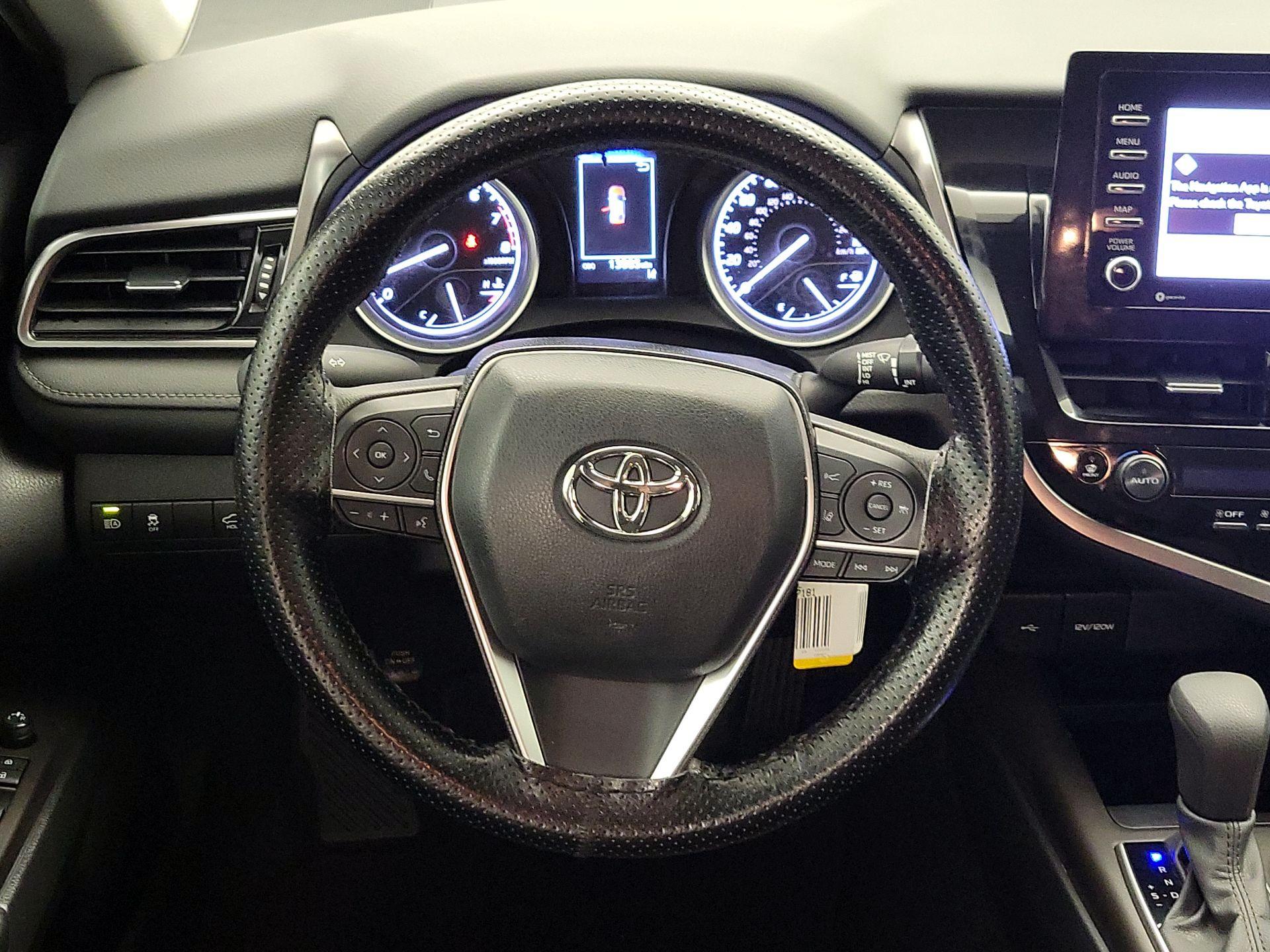 Thumbnail: 2023 Toyota Camry - 10