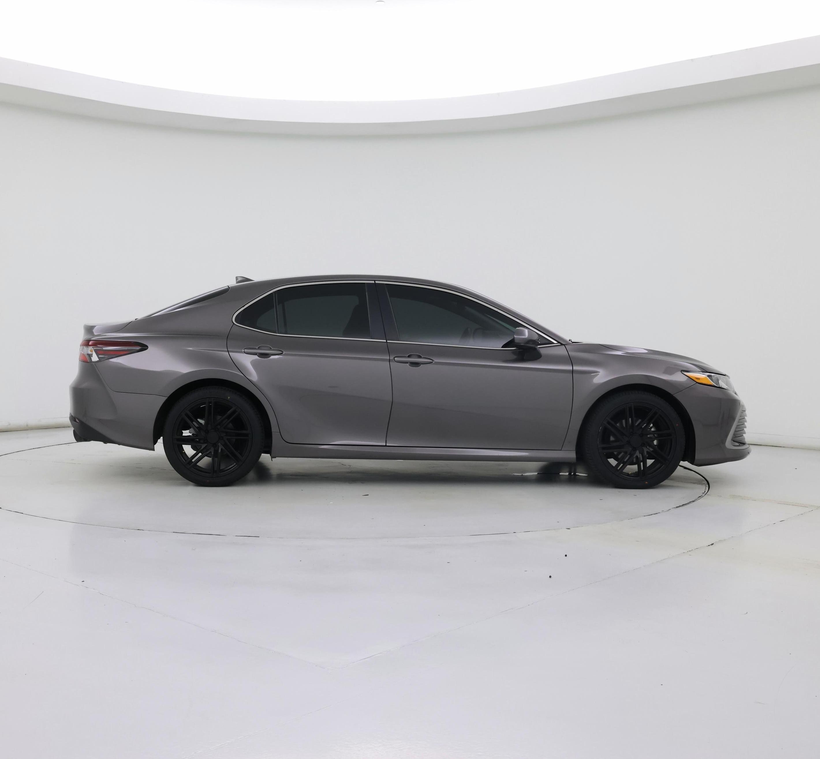 Thumbnail: 2023 Toyota Camry - 7