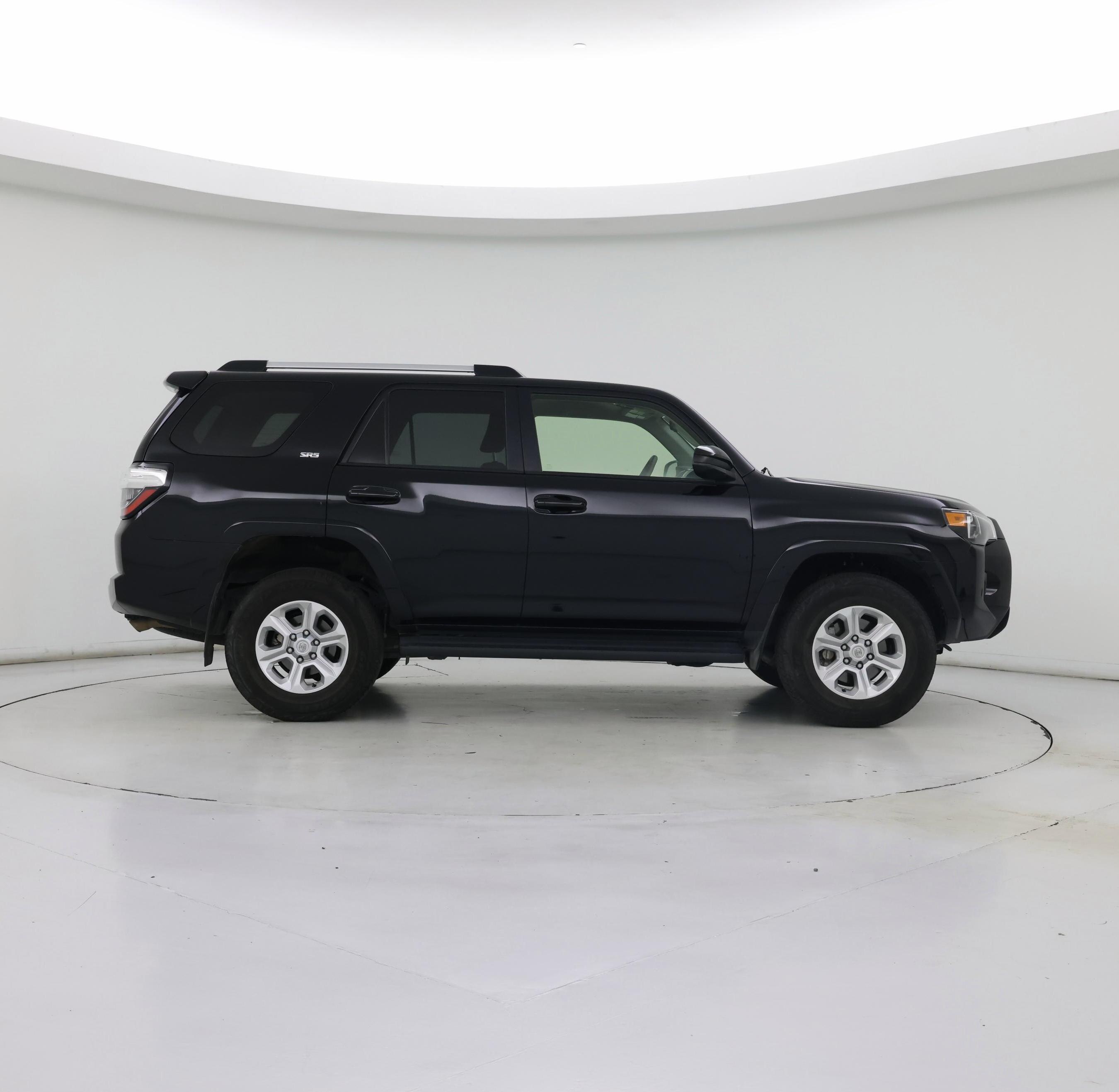 Thumbnail: 2024 Toyota 4Runner - 7