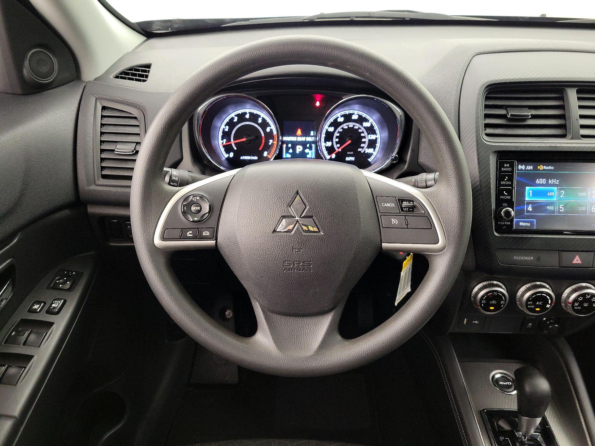 Thumbnail: 2023 Mitsubishi Outlander Sport - 10