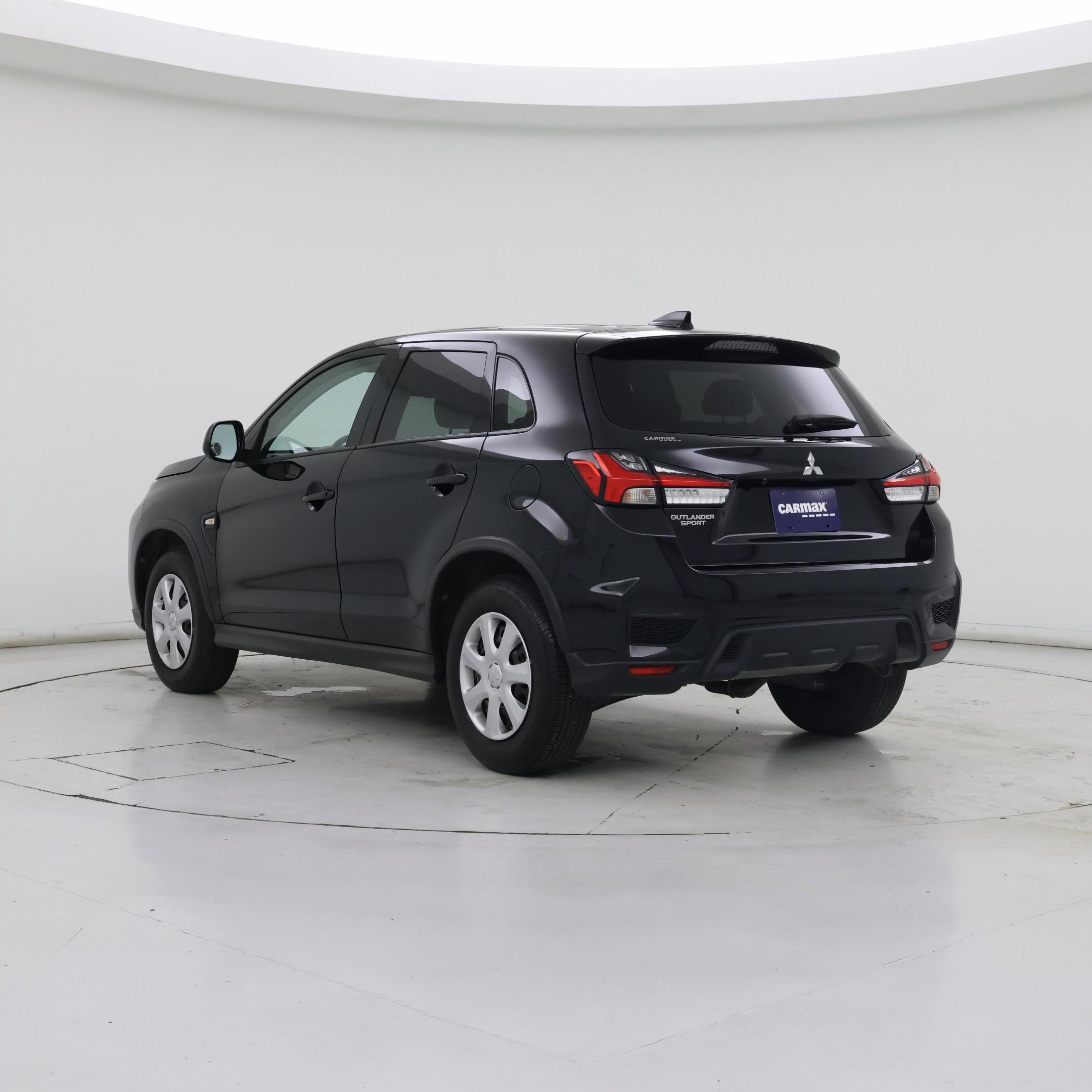 Thumbnail: 2023 Mitsubishi Outlander Sport - 2
