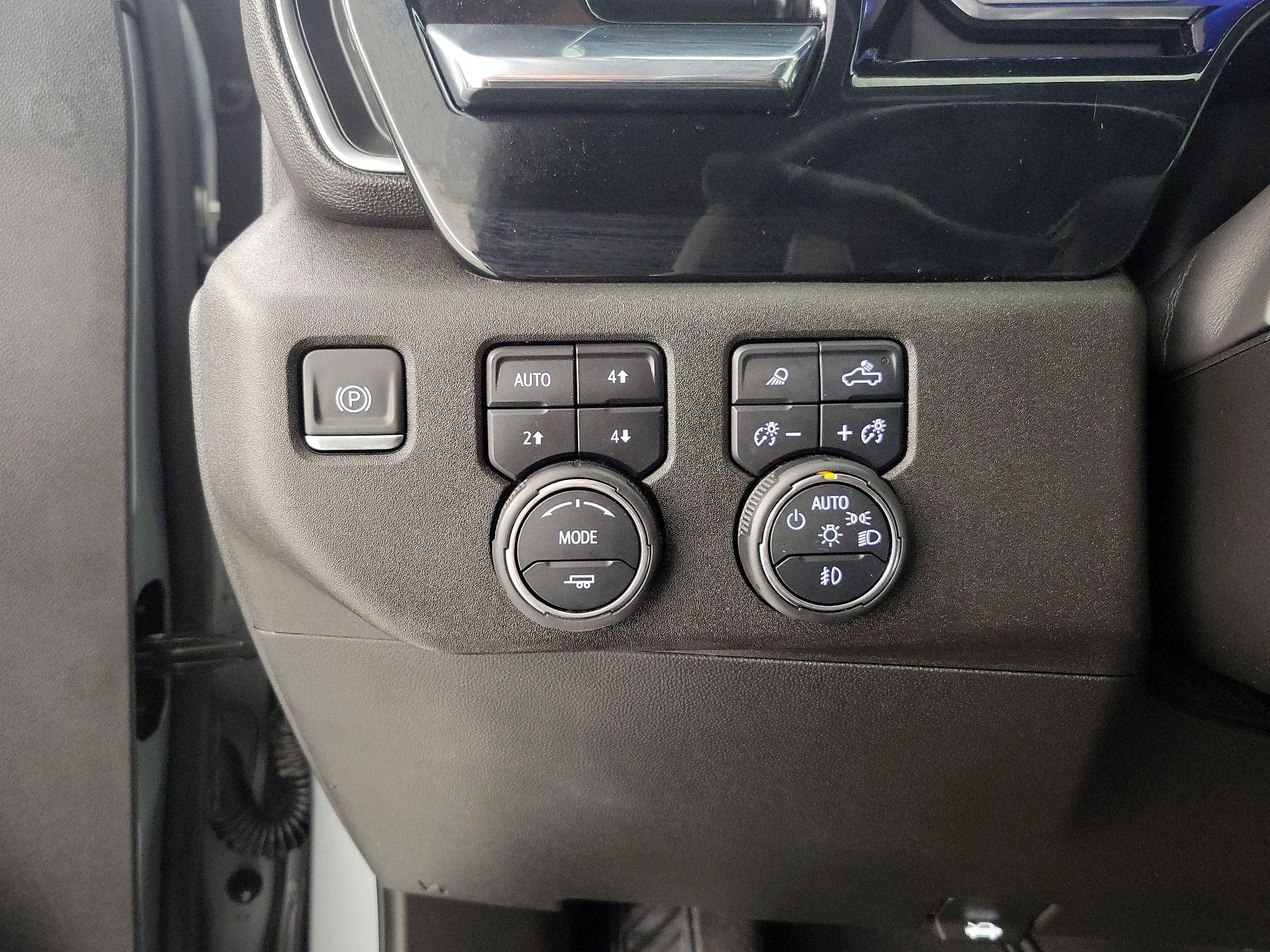 Thumbnail: 2023 Chevrolet Silverado 1500 - 13