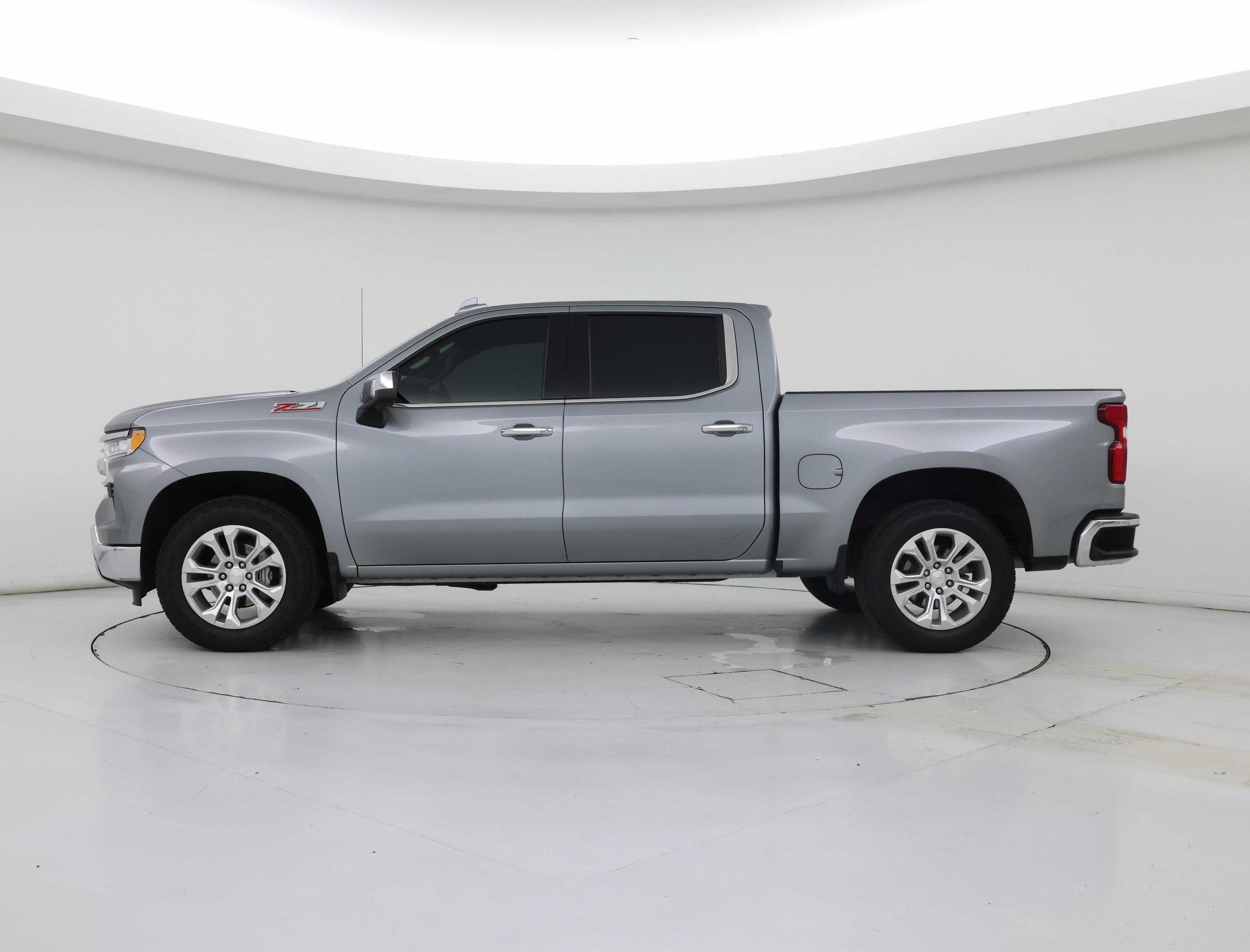 Thumbnail: 2023 Chevrolet Silverado 1500 - 3