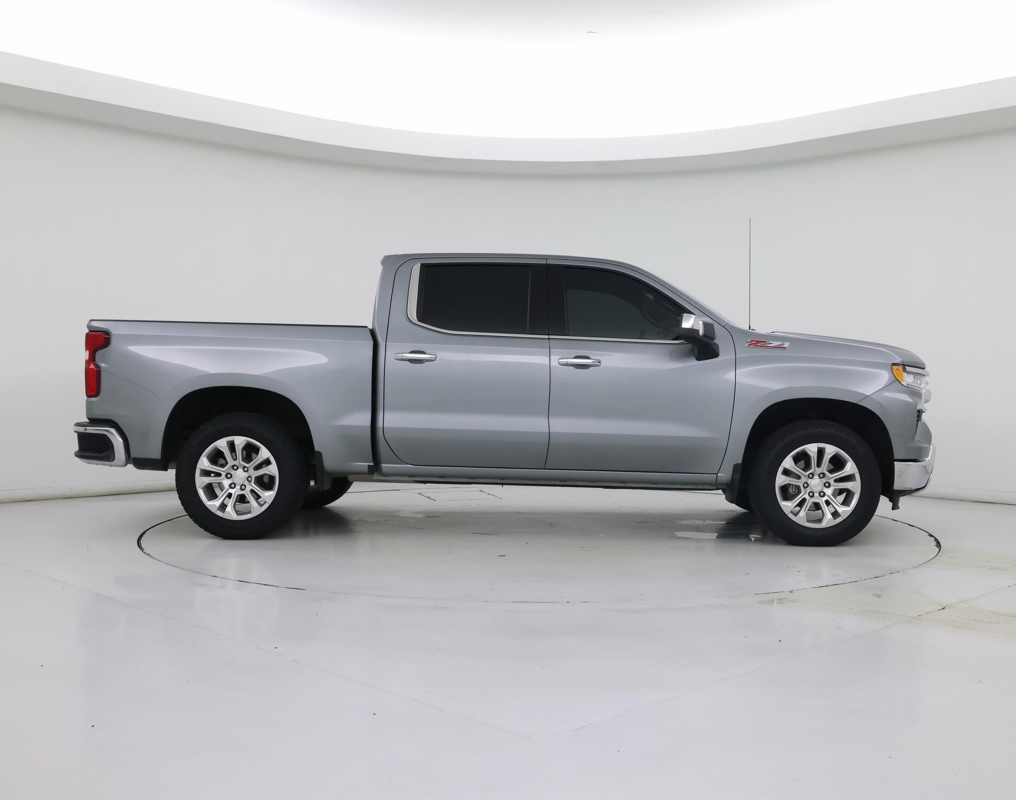 Thumbnail: 2023 Chevrolet Silverado 1500 - 7