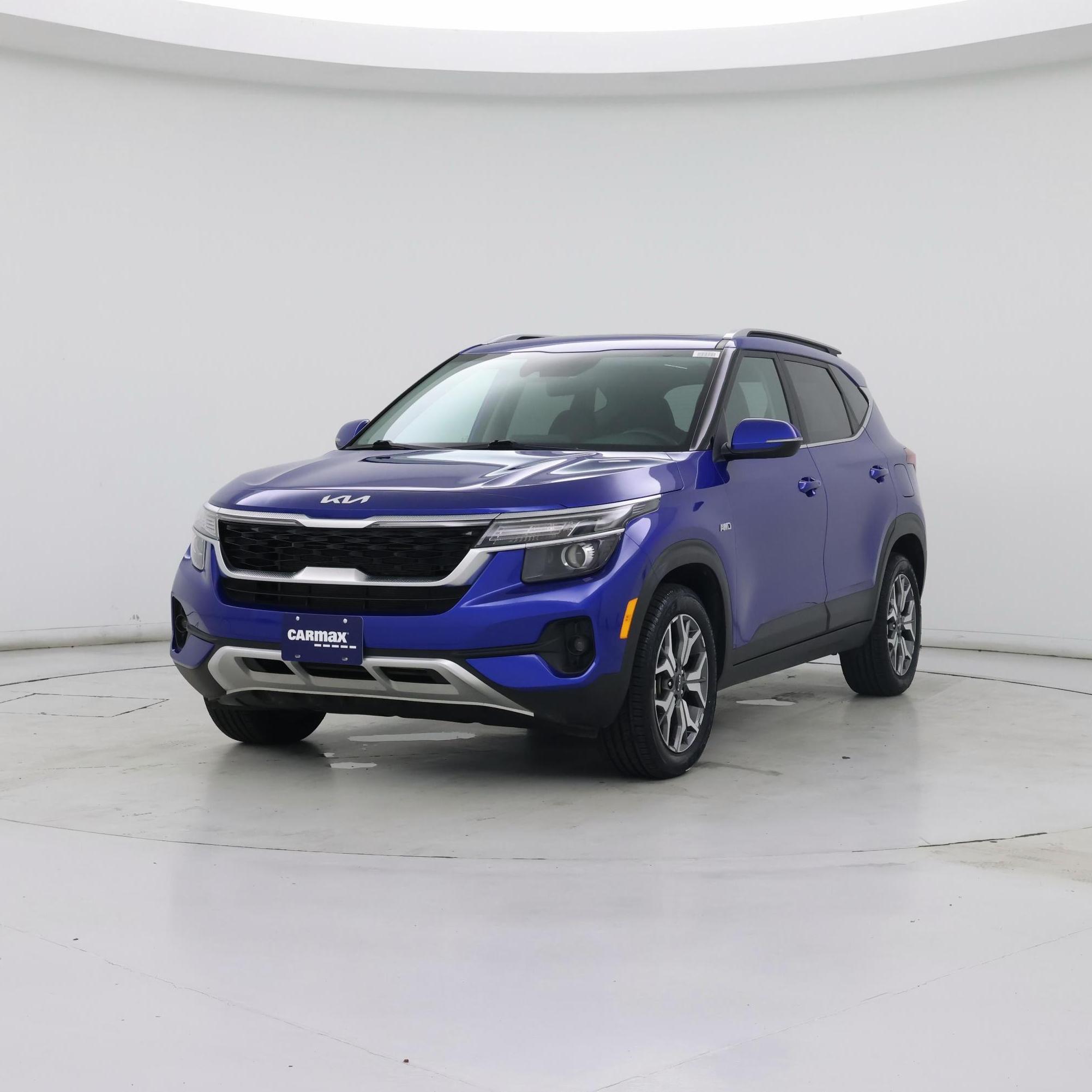 Thumbnail: 2022 Kia Seltos - 4