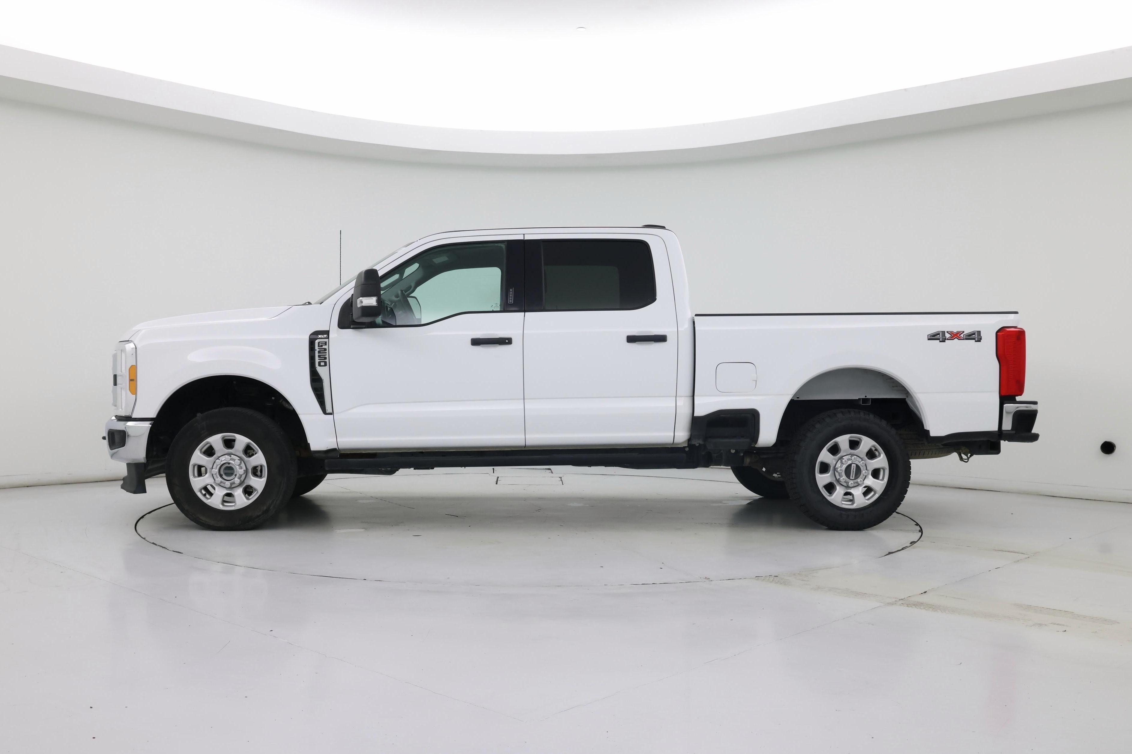 Thumbnail: 2023 Ford F-250 - 3