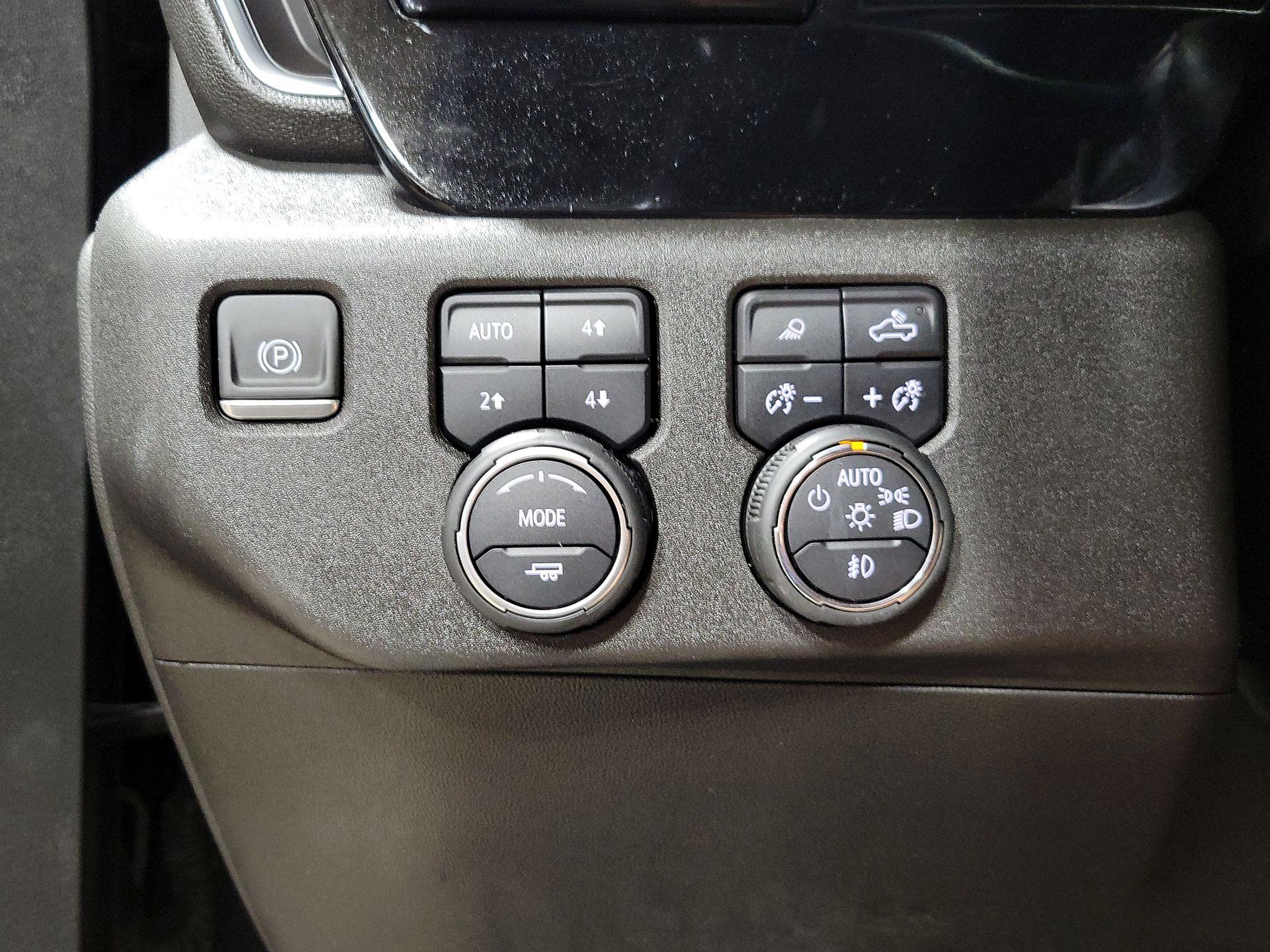 Thumbnail: 2023 Chevrolet Silverado 1500 - 13