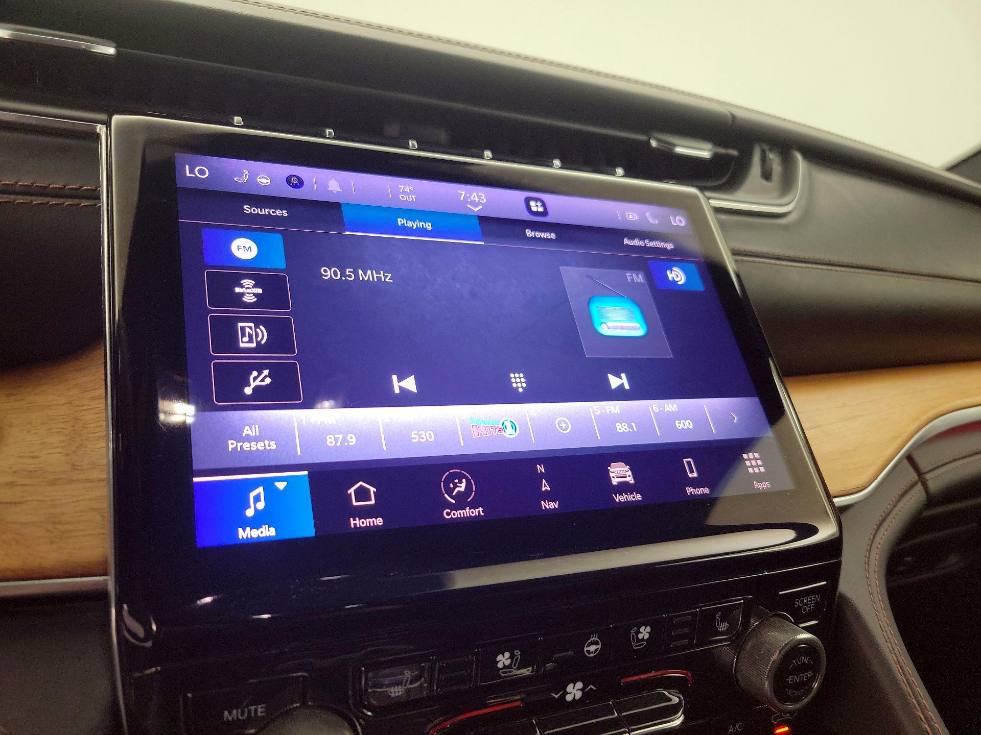 Thumbnail: 2021 Jeep Grand Cherokee L - 15