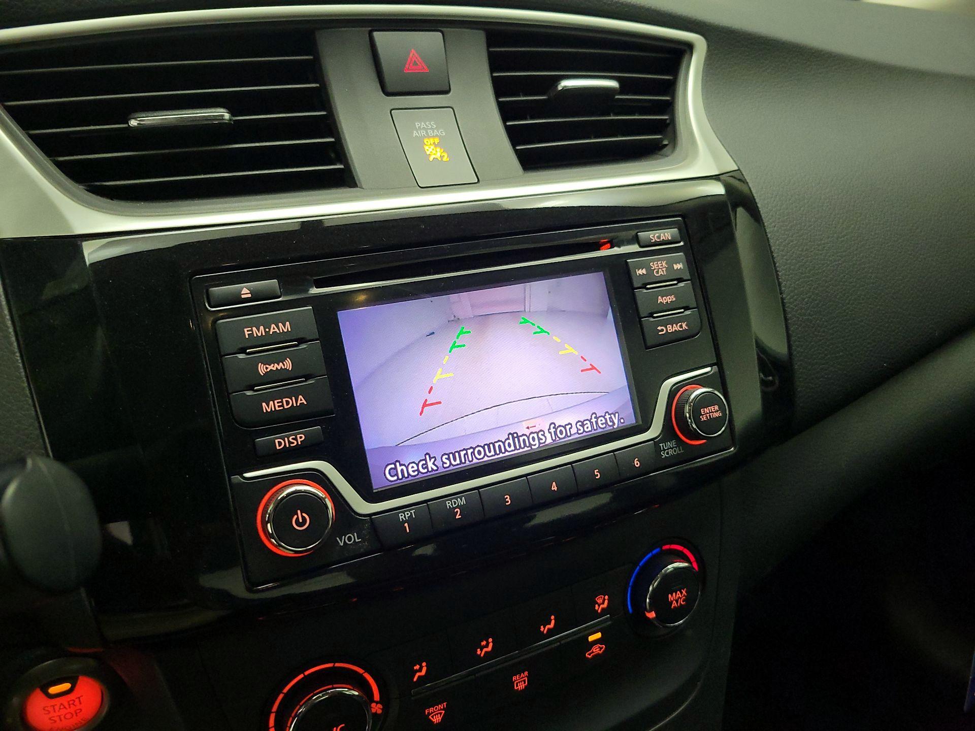 Thumbnail: 2016 Nissan Sentra - 14