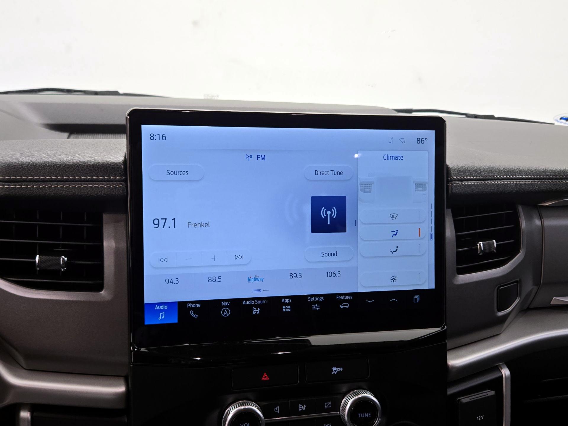 Thumbnail: 2022 Ford Expedition MAX - 16