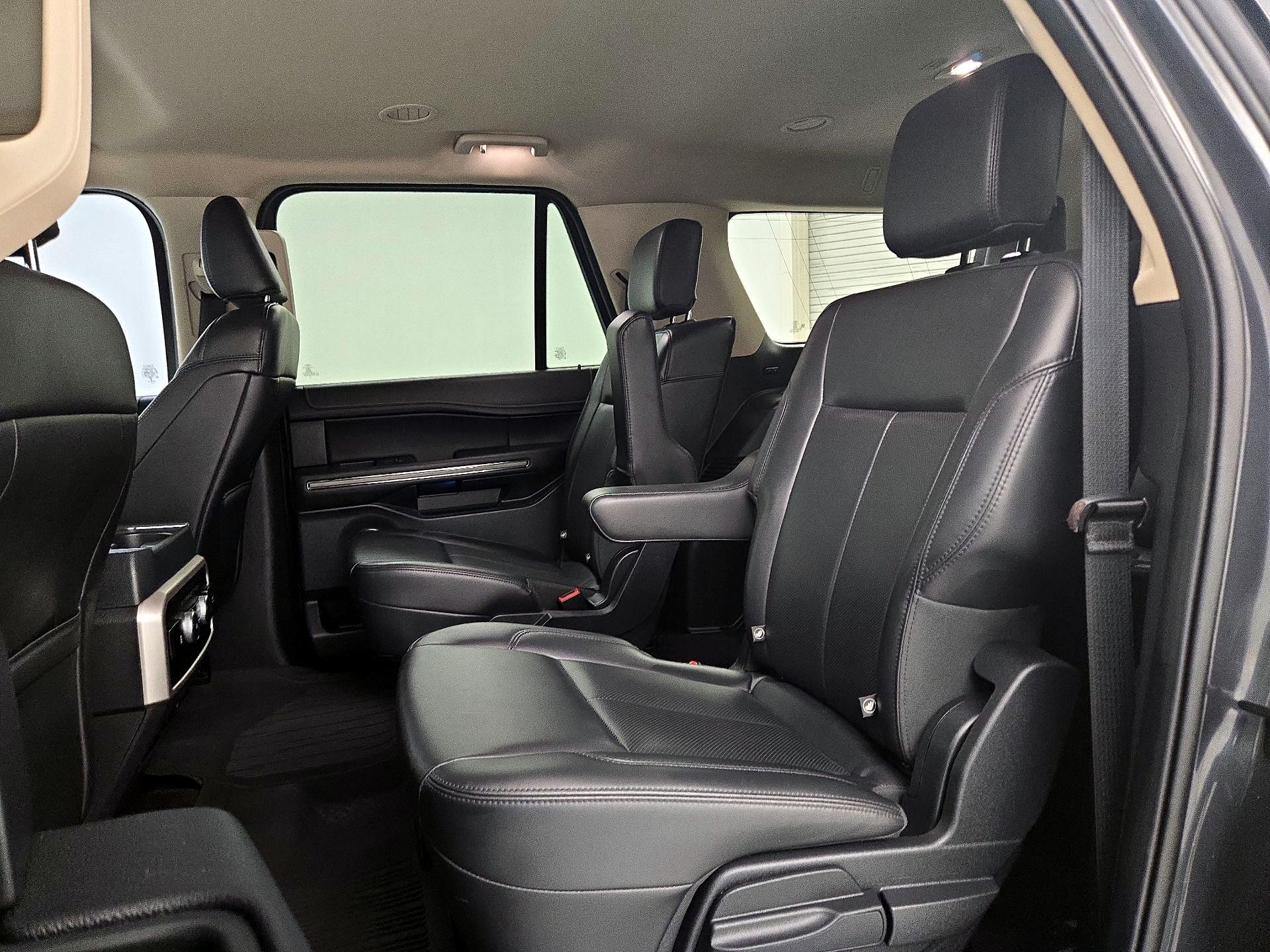 Thumbnail: 2022 Ford Expedition MAX - 20