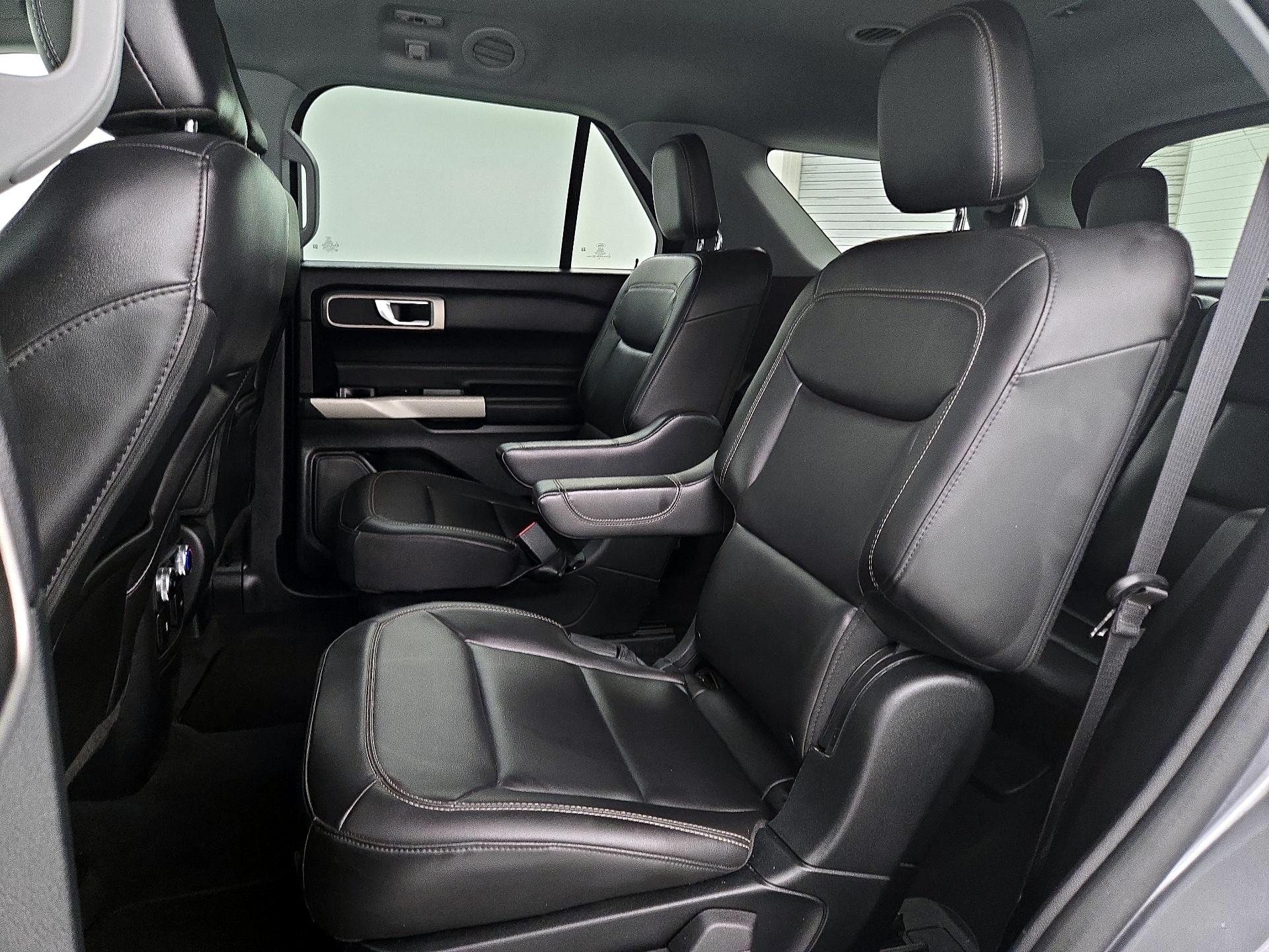 Thumbnail: 2022 Ford Explorer - 20