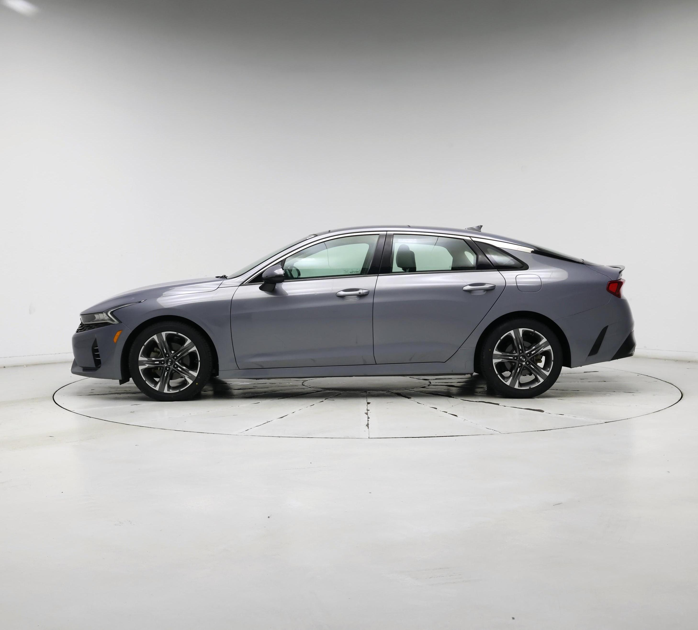 Thumbnail: 2021 Kia K5 - 3