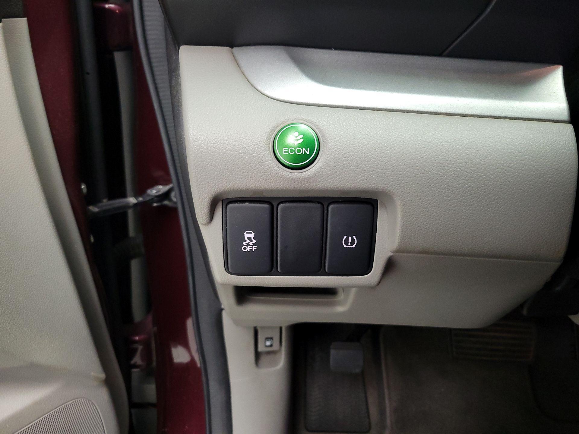 Thumbnail: 2014 Honda CR-V - 13