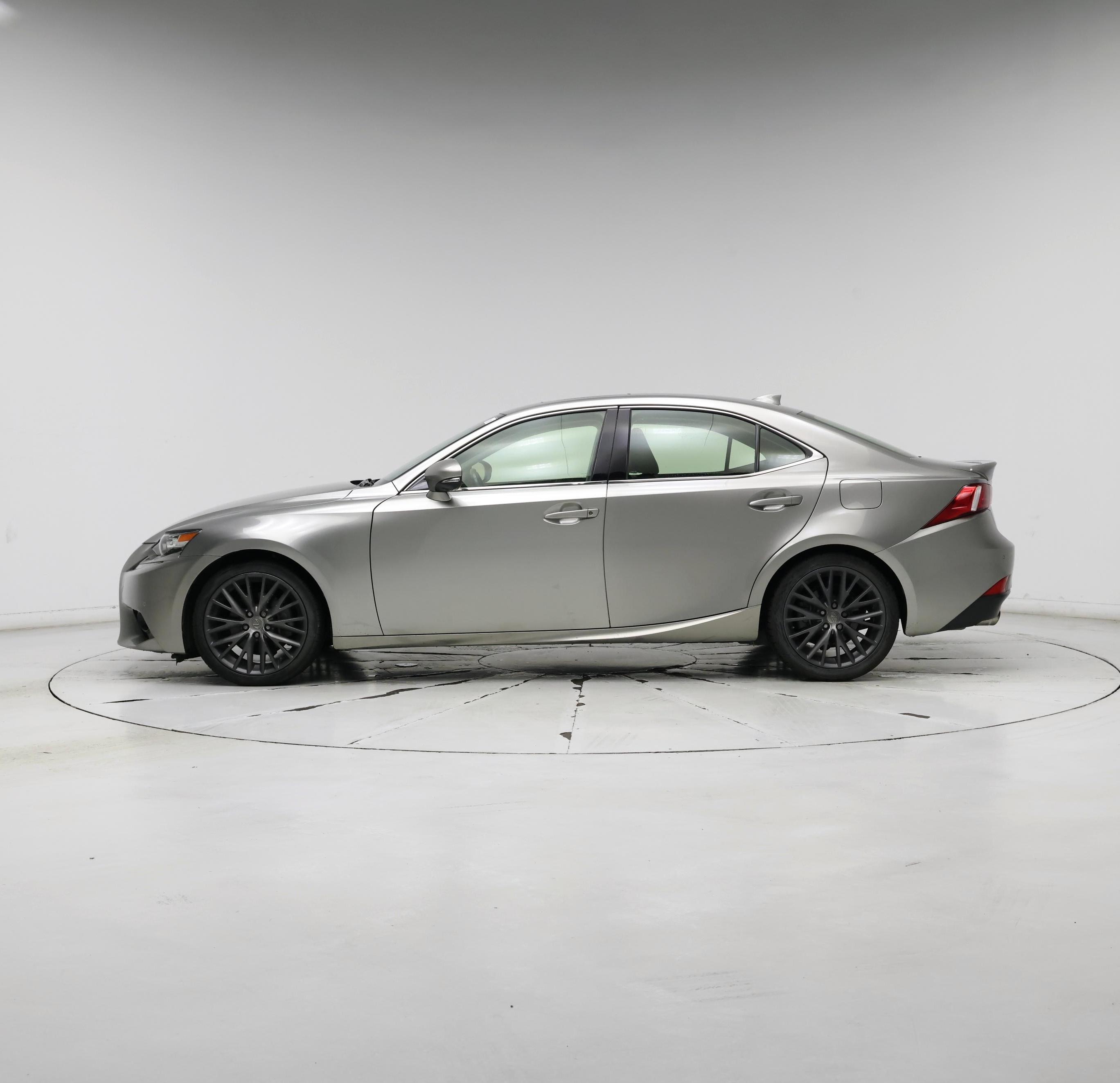 Thumbnail: 2015 Lexus IS - 3