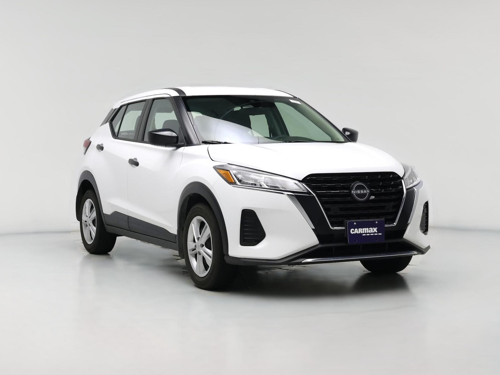 2023 Nissan Kicks