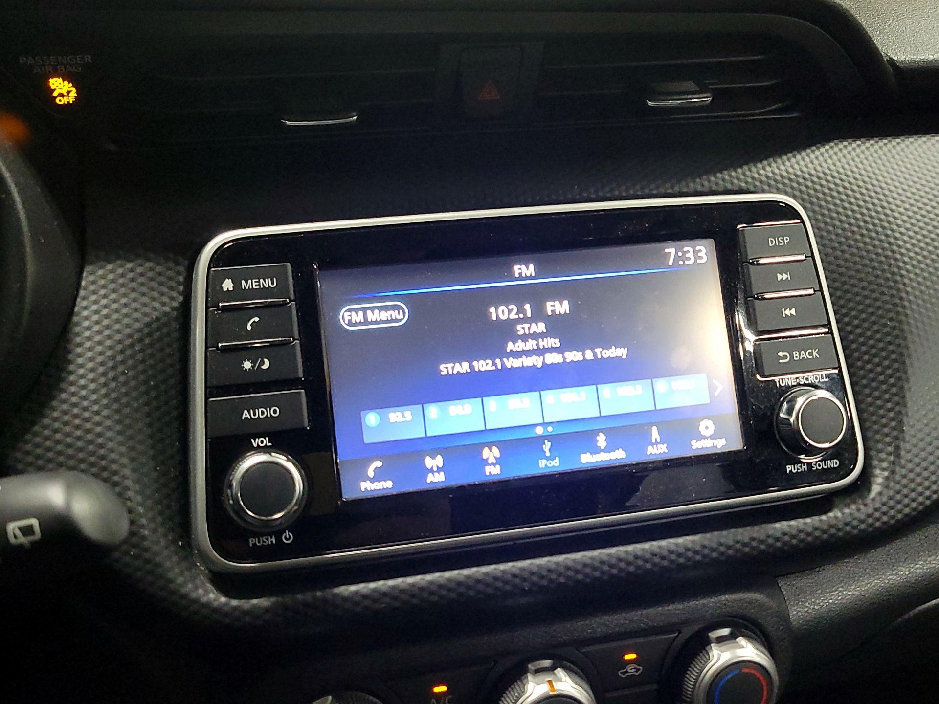 Thumbnail: 2023 Nissan Kicks - 15